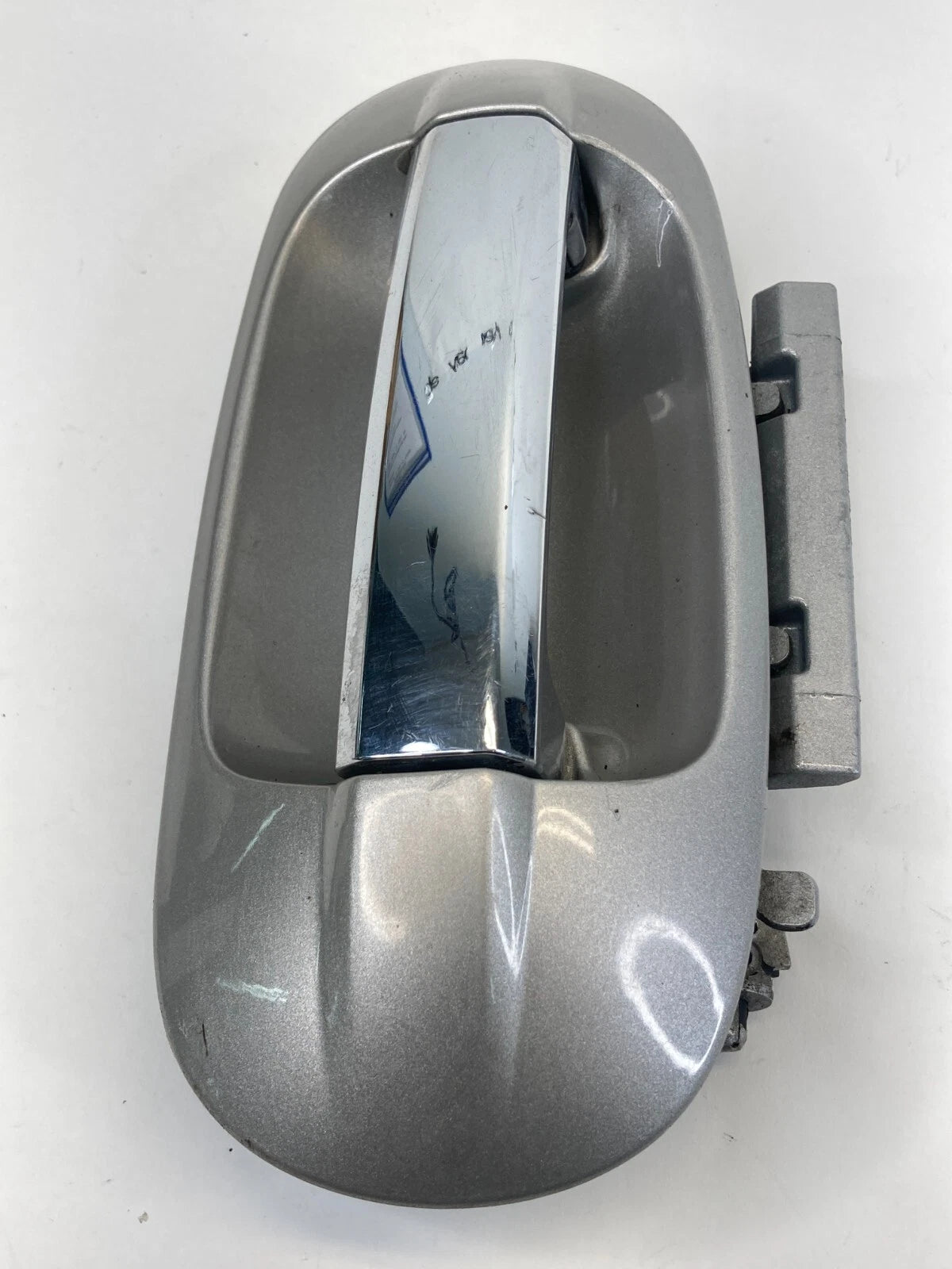 2003 2004 LINCOLN NAVIGATOR REAR LEFT SIDE EXTERIOR DOOR HANDLE 2L14-7826601 OEM