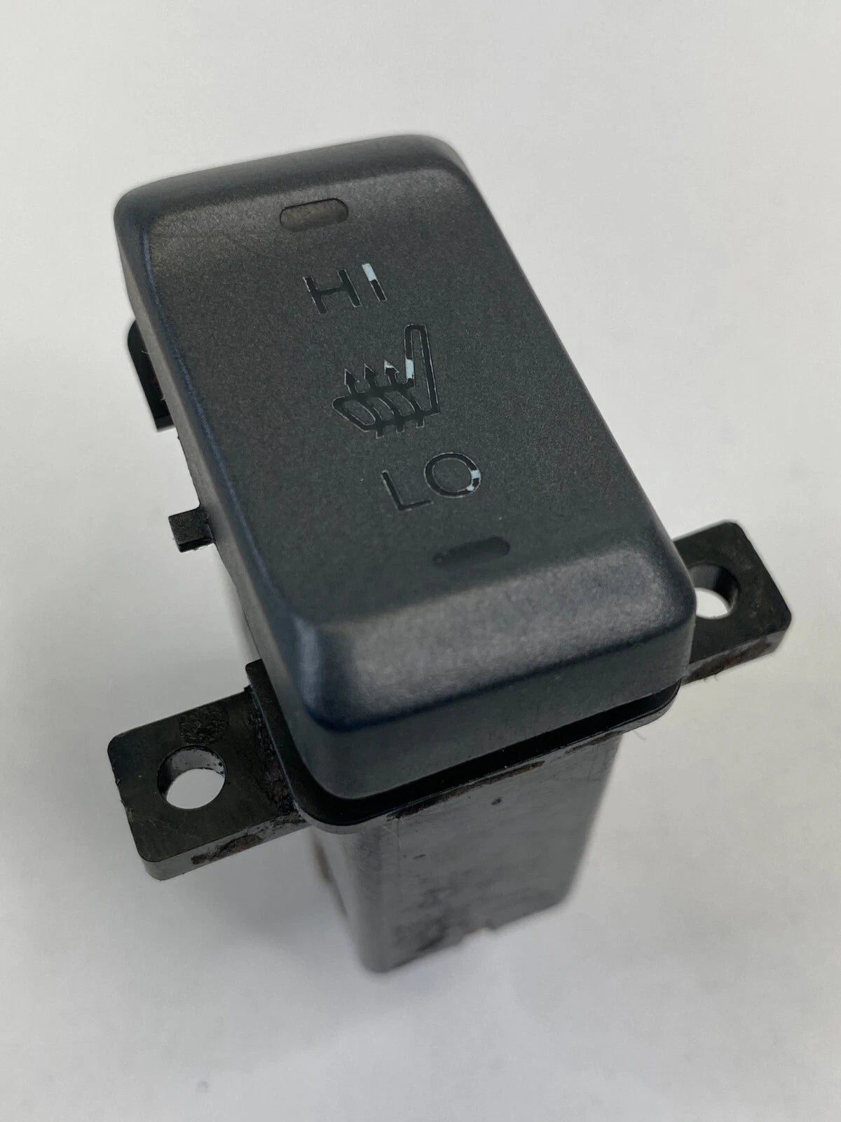 2004 2005 2006 ACURA MDX CENTER CONSOLE HEATED SEAT CONTROL BUTTON SWITCH OEM
