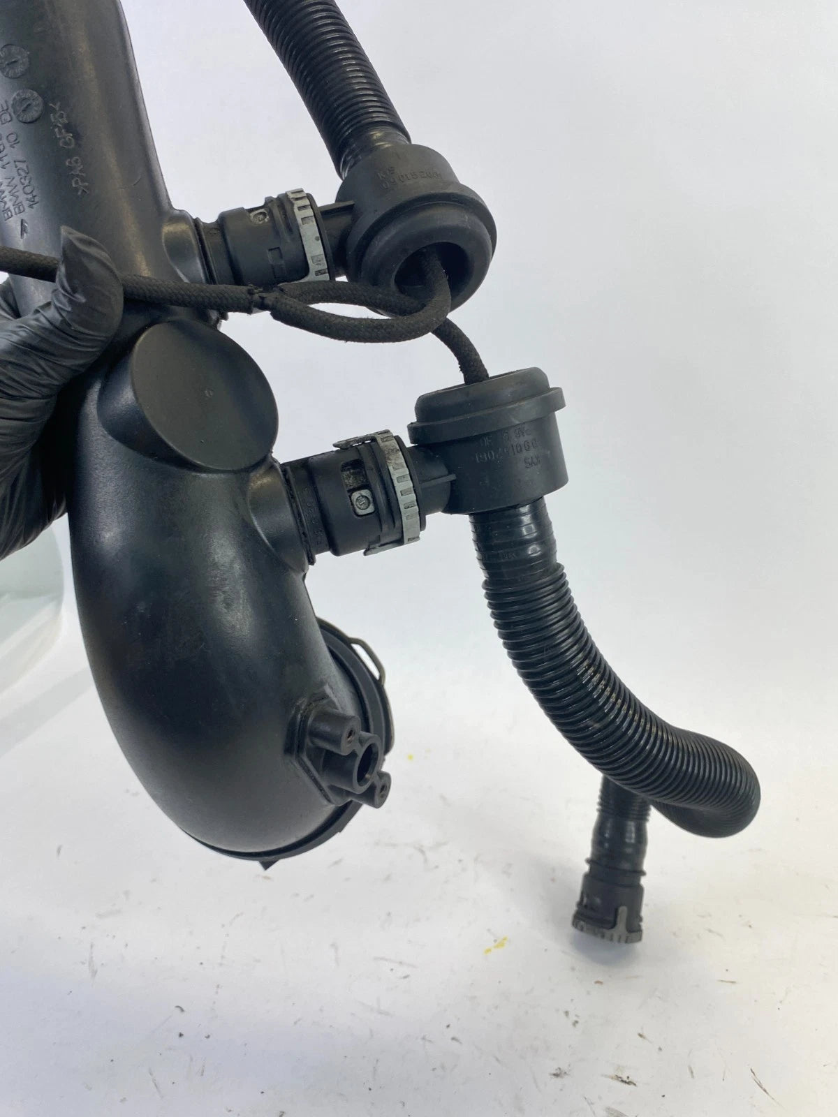 2007 2008 BMW 335XI N54 AIR INTAKE INDUCTION CHARGE TRACT PIPE 1165-7-570-069-02