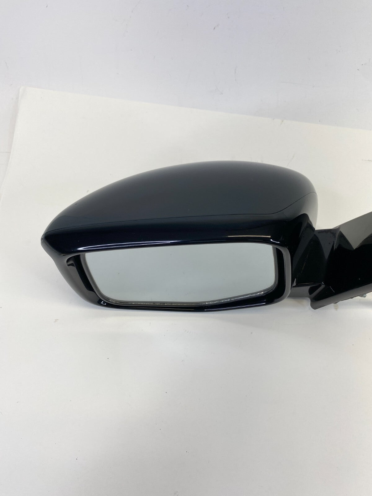 2011-2013 Honda Odyssey Front Left Driver Side View Power Mirror w /Turn Signal