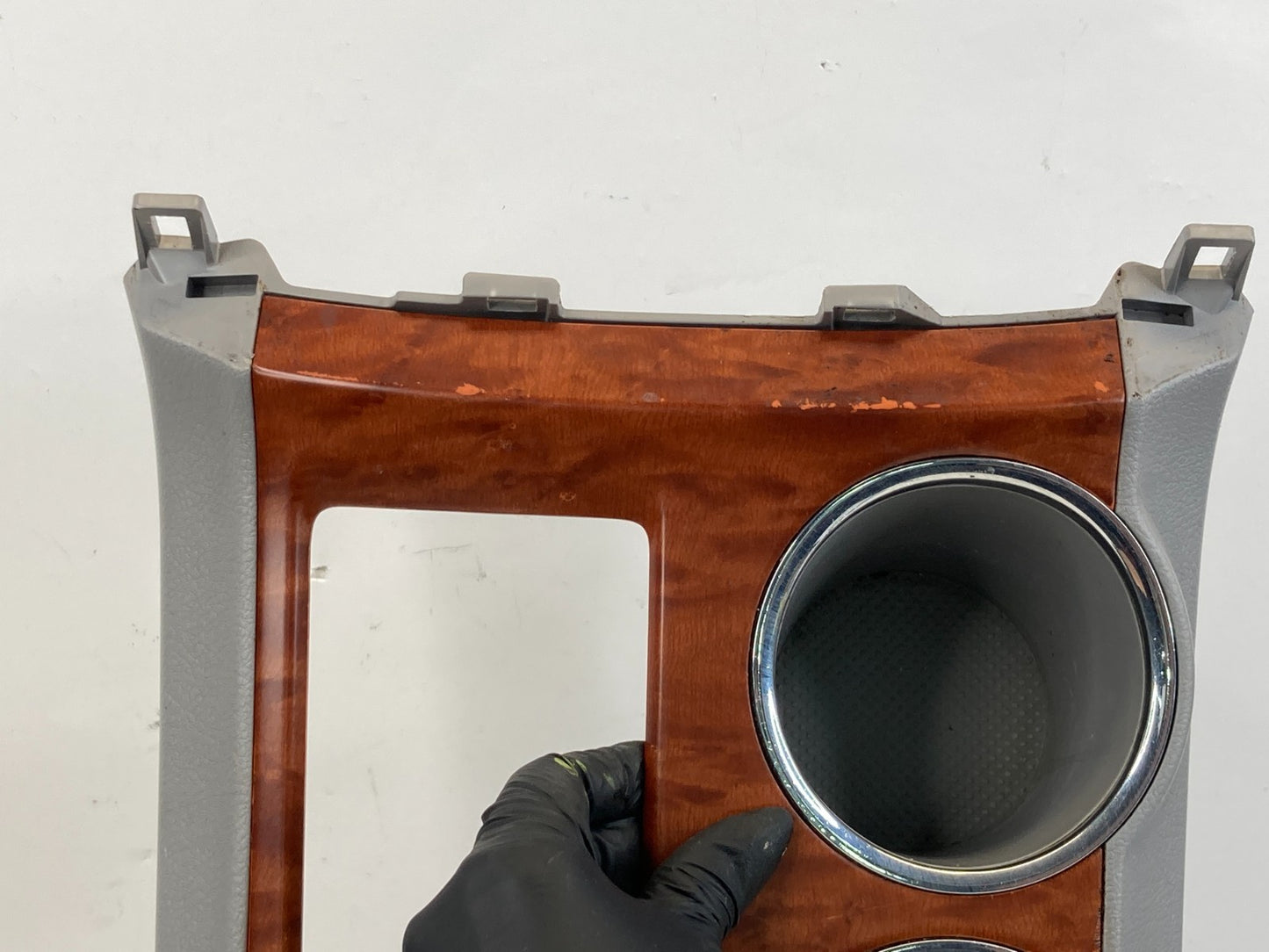 08 09 Toyota Highlander Center Console Shifter Bezel w/ Cup Holder & Switches