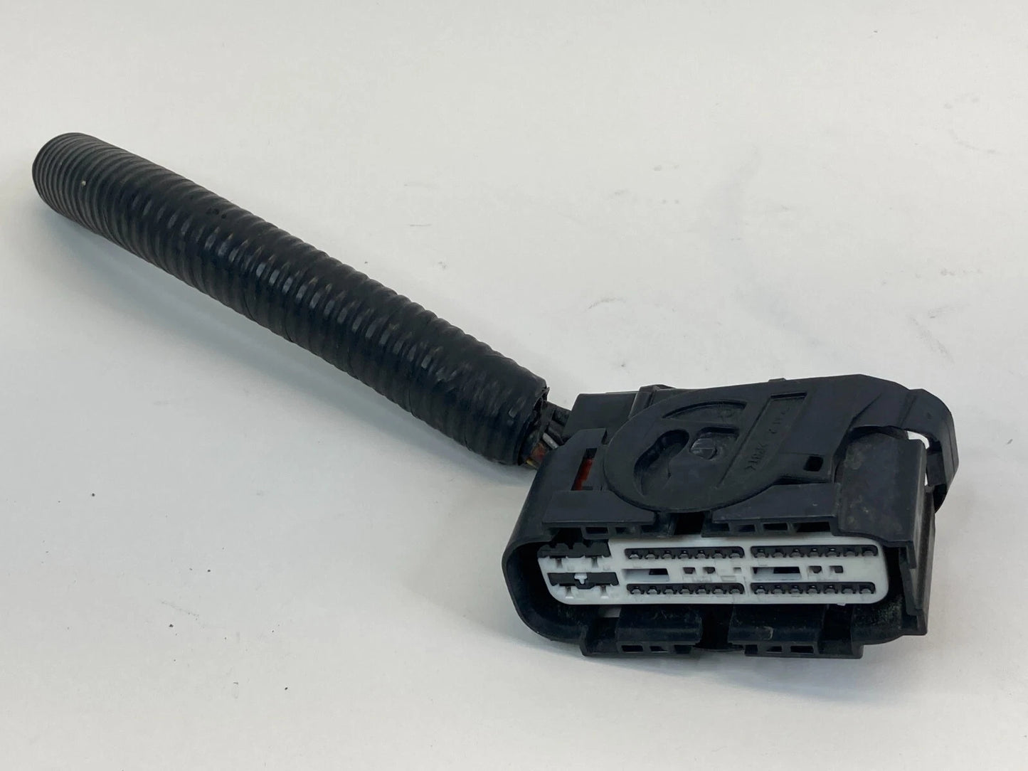 12-14 NISSAN JUKE FWD 1.6L L4 AT ABS ANTI LOCK BRAKE PUMP PIGTAIL PLUG CONNECTOR