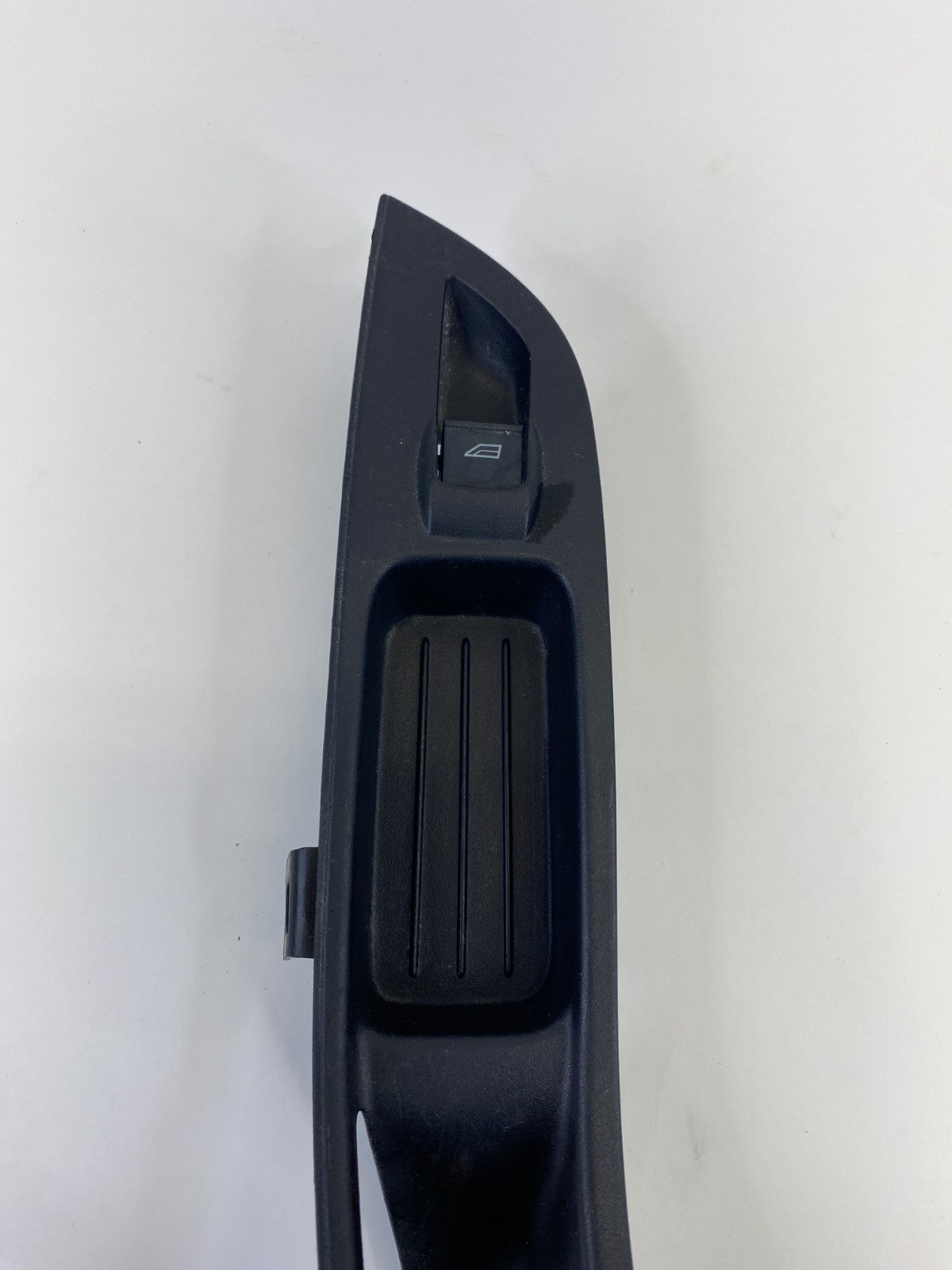 2012-2018 Ford Focus Front Right Side Power Window Switch BM51-A240A40-AAW