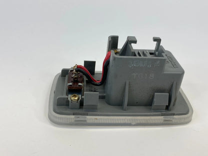 2004-2010 TOYOTA SIENNA W/O SUNROOF REAR ROOF DOME MAP LIGHT LAMP OEM