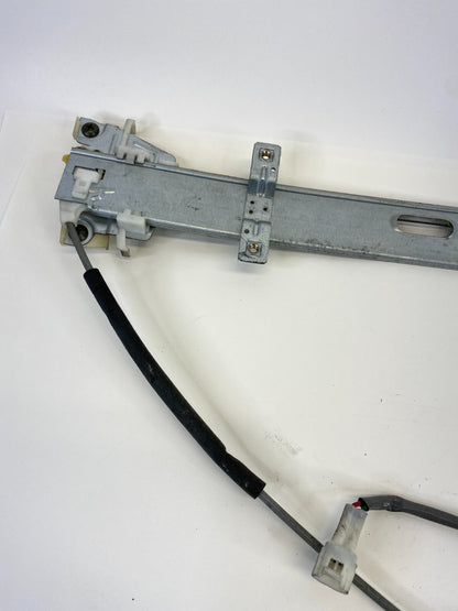 2002-2006 Suzuki XL-7 Front Right Side Window Regulator W/ Motor 83430-65D00 OEM