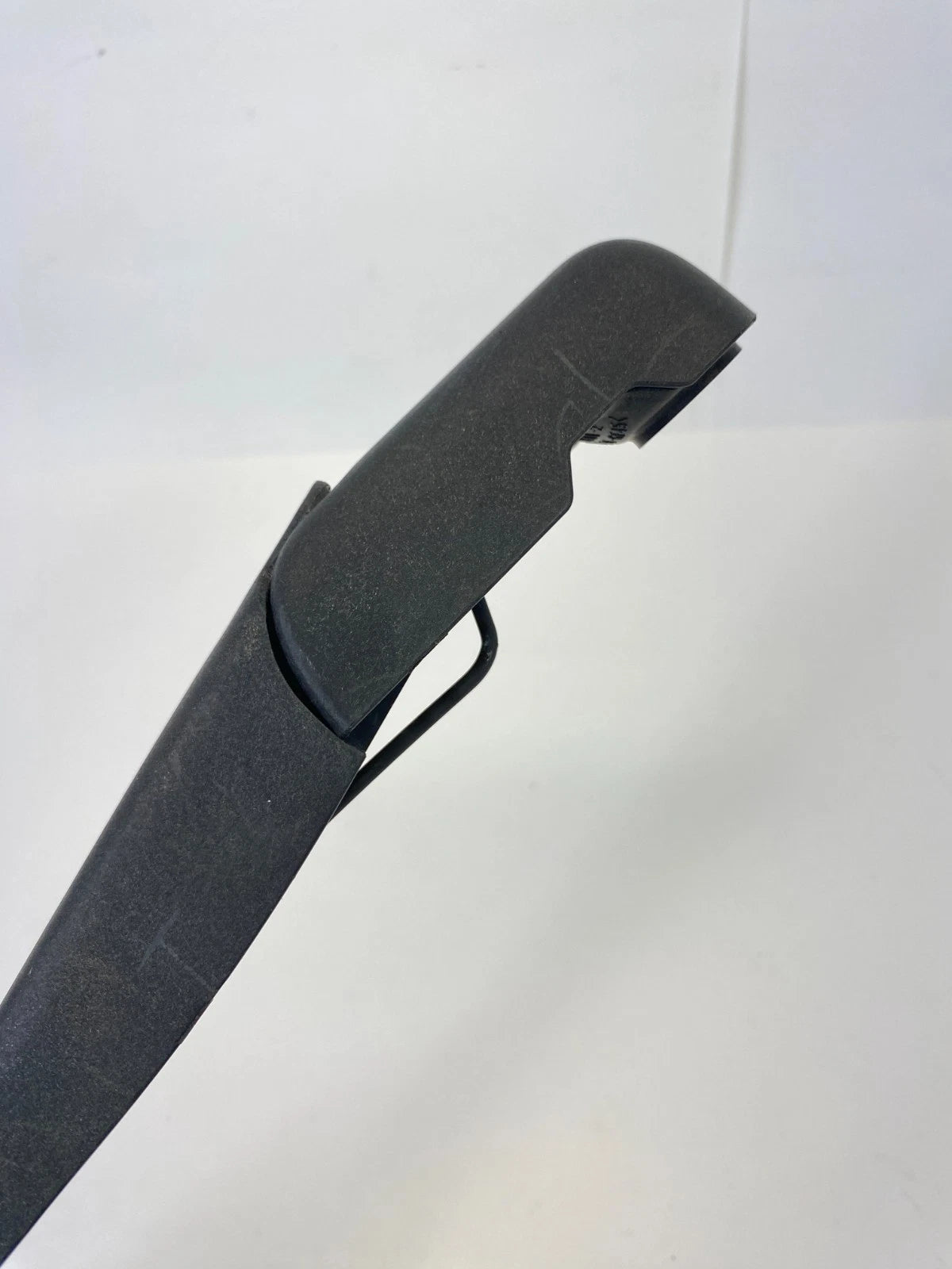 2003-2008 HONDA PILOT REAR BACK WINDSHIELD WIPER ARM OEM