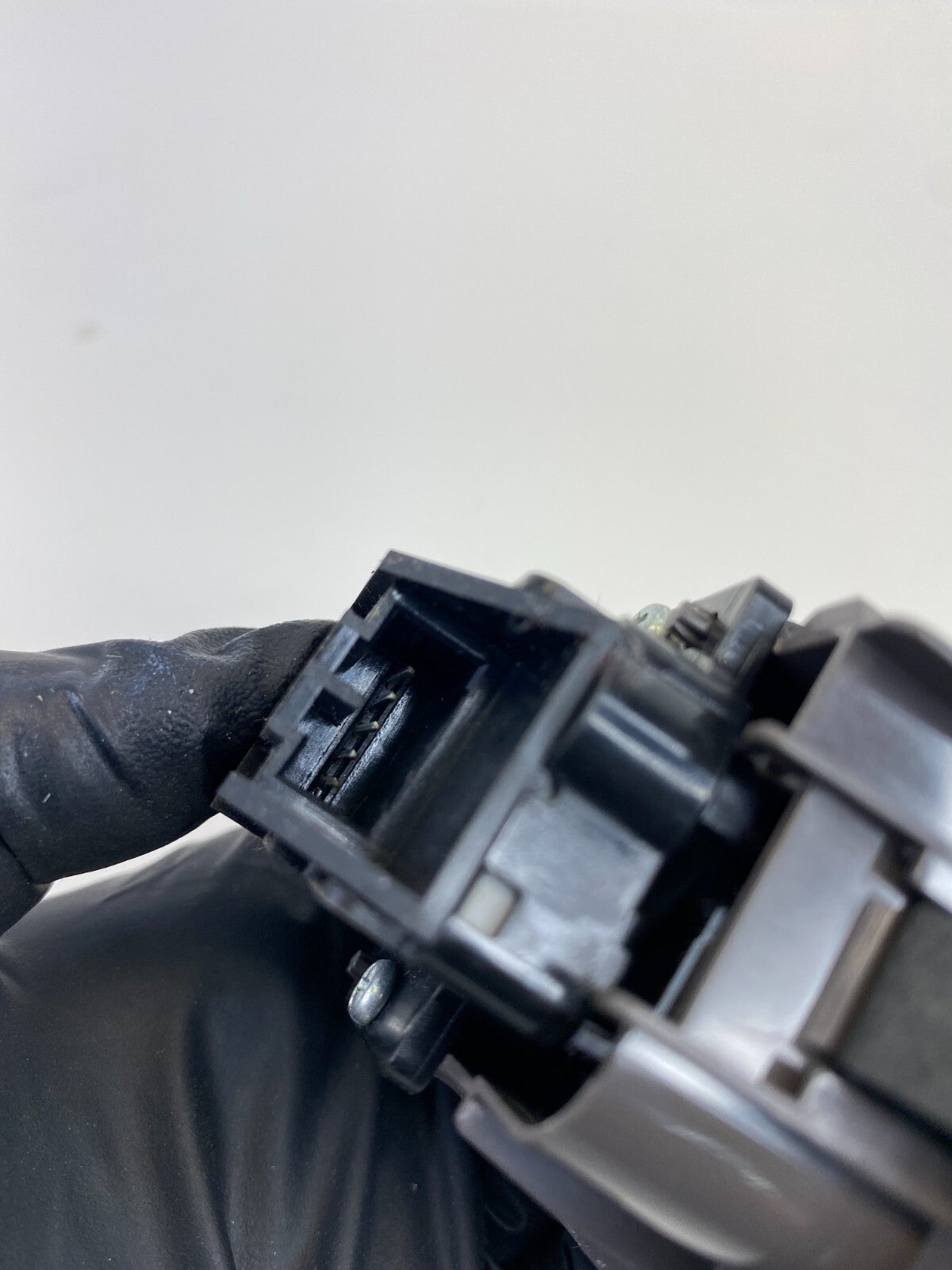 2011-2017 Honda Odyssey Rear Left Sliding Door Open Close Control Switch OEM