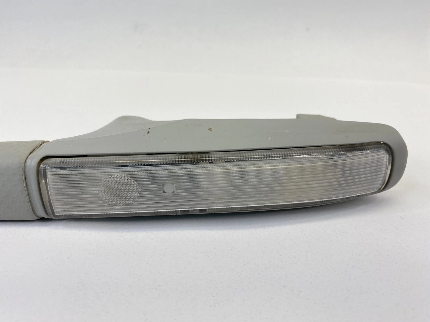 03-05 HONDA PILOT ROOF 2ND ROW REAR LEFT GRAB GRIP HANDLE ASSIST BAR W/ LIGHT