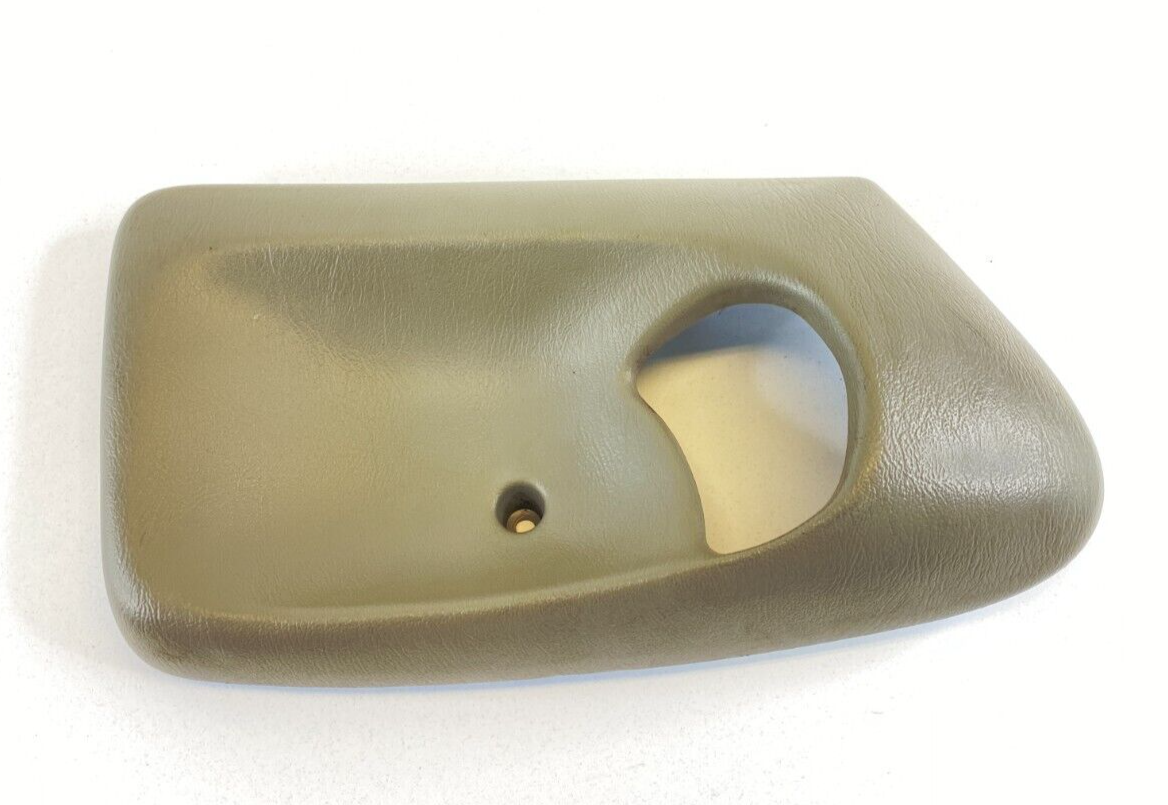 2000-2005 00-05 Chevrolet Impala Rear Right Interior Door Handle Bezel 21995763