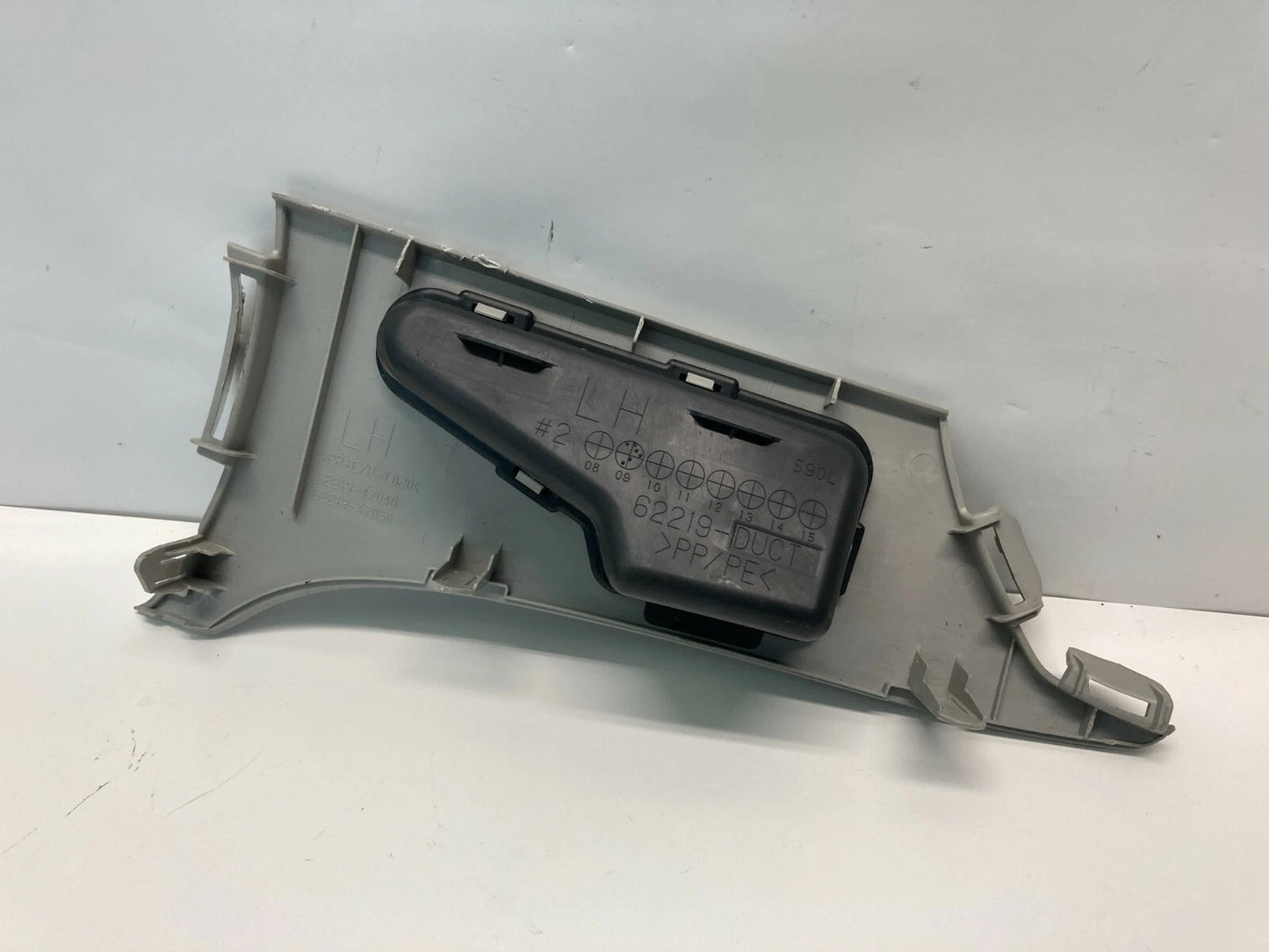 10-15 TOYOTA PRIUS FRONT LEFT DRIVER SIDE VENT COVER PANEL TRIM 62219-47040 OEM