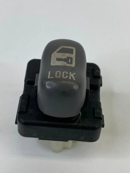 2001-2005 PONTIAC GRAND AM LEFT OR RIGHT DOOR LOCK CONTROL BUTTON SWITCH OEM