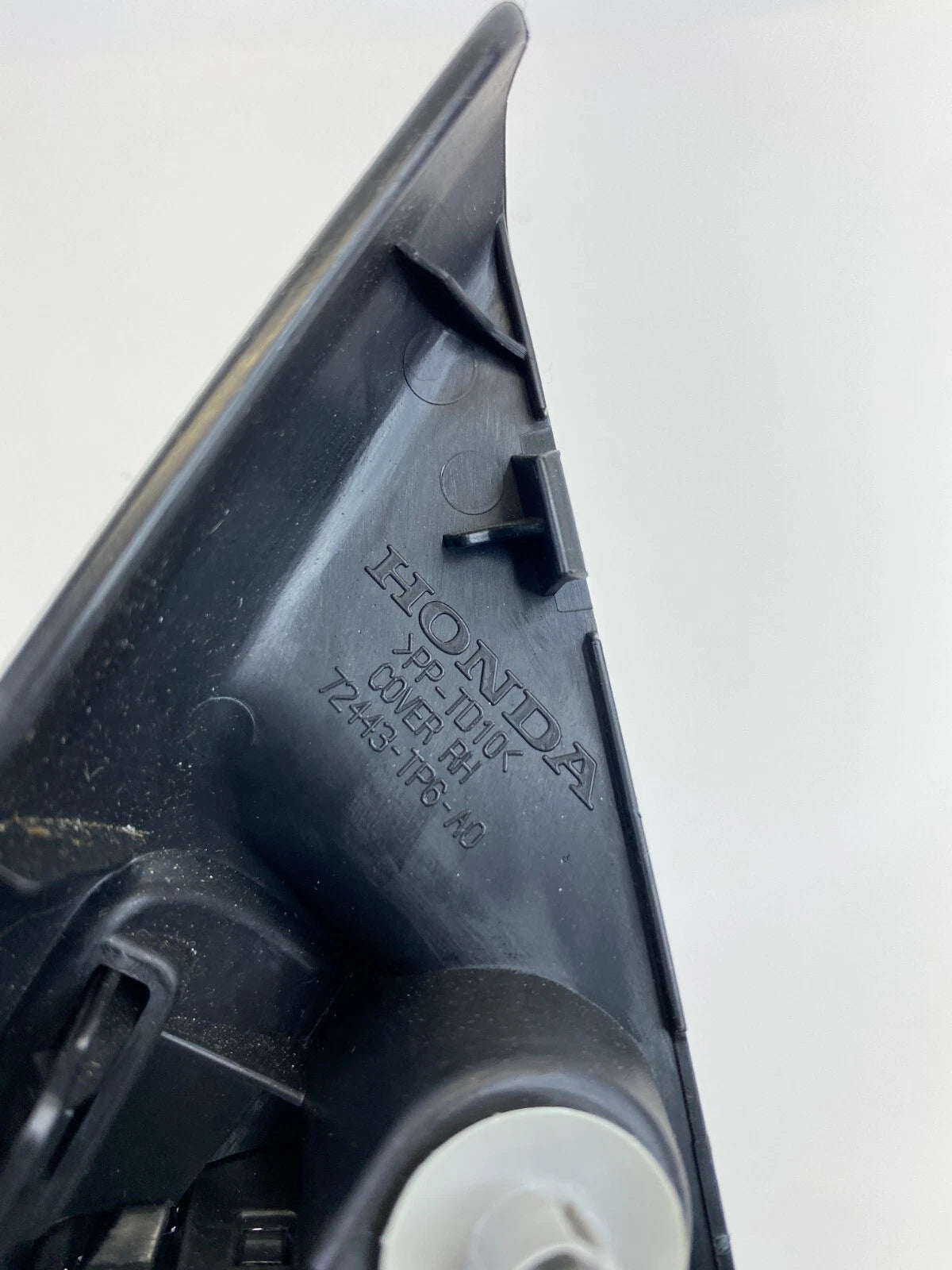 2010 2011 HONDA ACCORD CROSSTOUR RIGHT PASSENGER DOOR MIRROR TWEETER TRIM COVER
