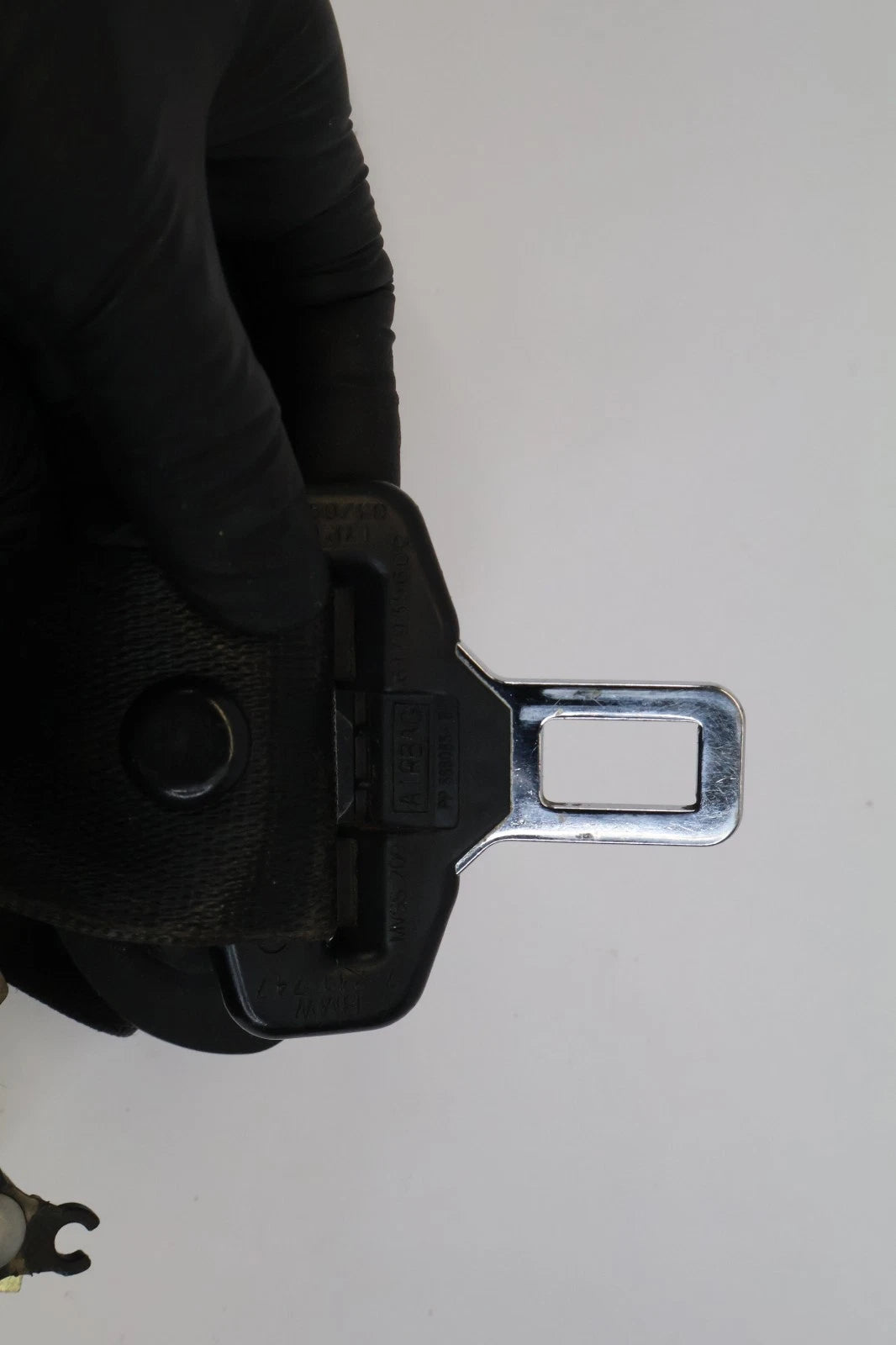 2011-2016 BMW 528I 535I 550I FRONT LEFT SIDE SEAT BELT RETRACTOR 618120900 OEM