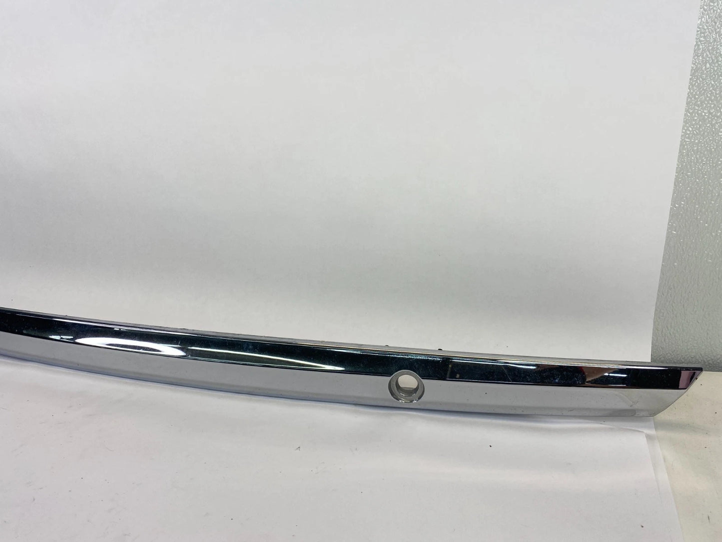 11 12 13 TOYOTA COROLLA RR DECK LID TRUNK MOLDING GARNISH CHROMED 7680102710 OEM
