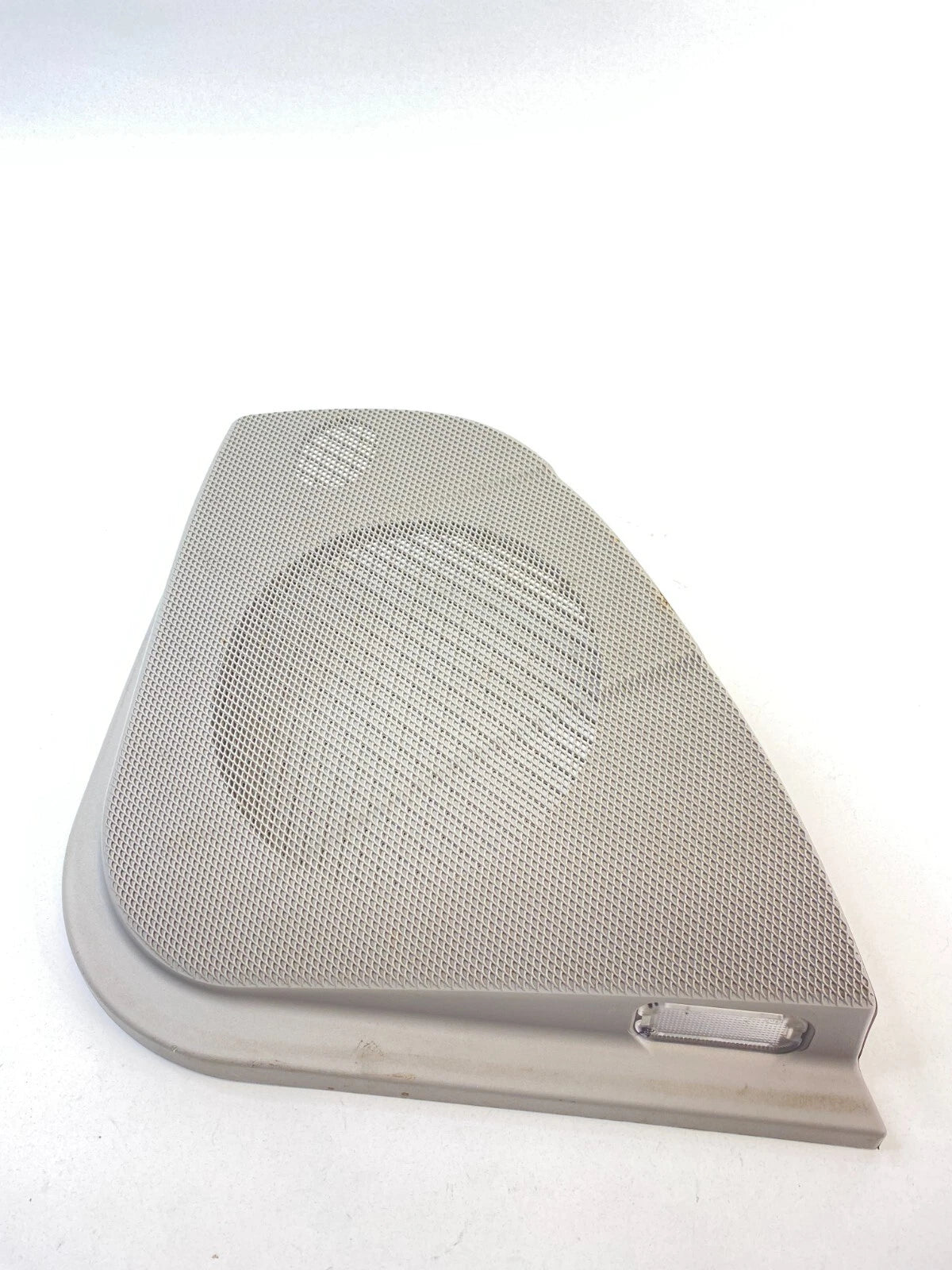 03-06 MERCEDES-BENZ E500 REAR RIGHT SIDE DOOR SPEAKER GRILLE COVER 2117370688