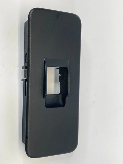 06-09 LAND ROVER RANGE ROVER SPORT FRONT RIGHT DOOR WINDOW SWITCH BEZEL TRIM OEM