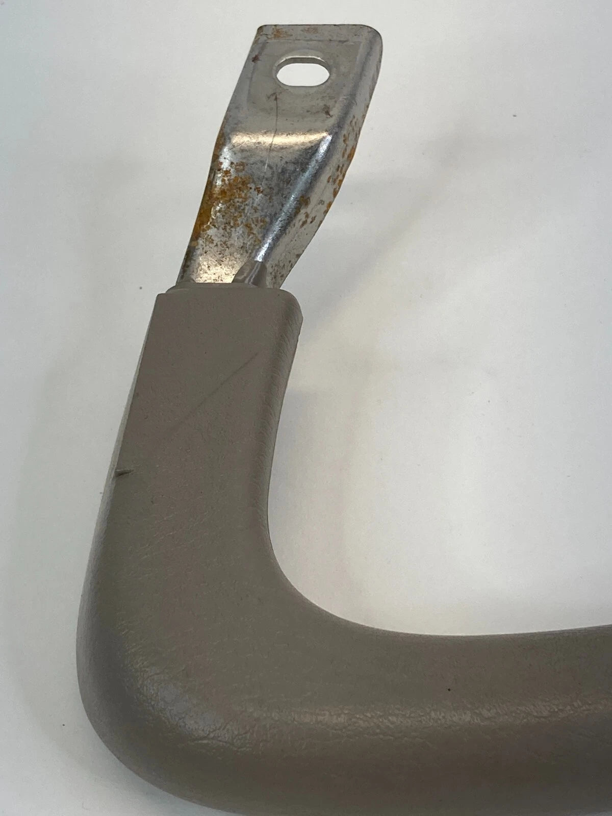 2006 TOYOTA TUNDRA CENTER PILLAR RIGHT SIDE INTERIOR GRAB GRIP ASSIST HANDLE OEM