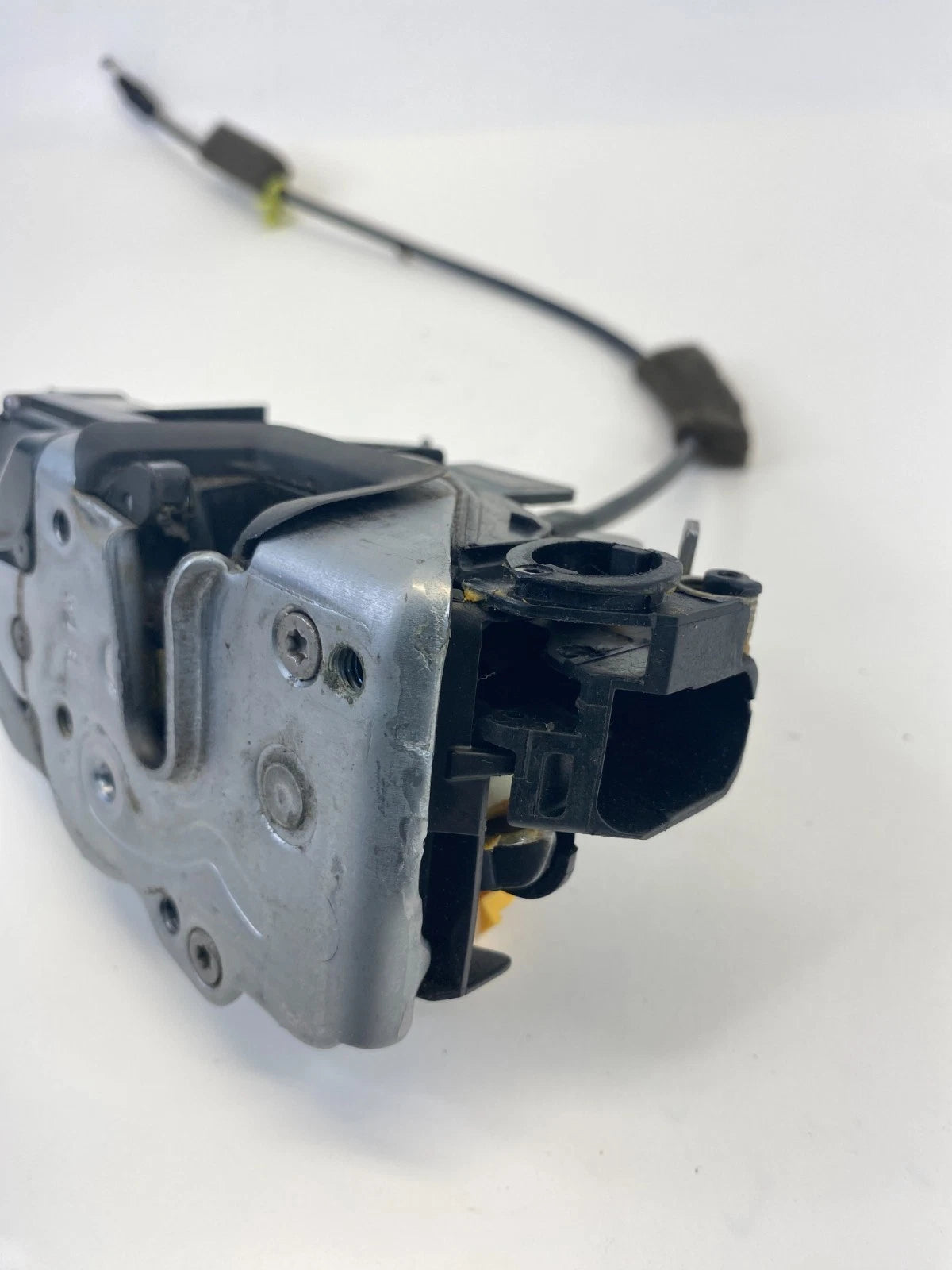 2009-2017 BUICK ENCLAVE FRONT LEFT DOOR LOCK LATCH RELEASE ACTUATOR 3018885