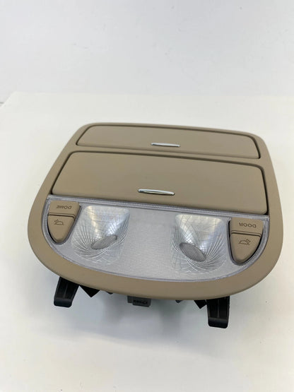 2010 11 12 Hyundai Santa Fe Overhead Roof Console Dome Lamp w/Sunglass Bin Assy