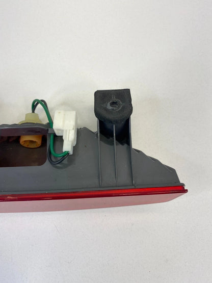2006-2011 KIA RIO5 HATCHBACK REAR THIRD 3RD BRAKE HIGH MOUNTED STOP LIGHT LAMP