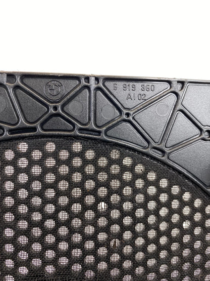 04-07 BMW 530I 525I RIGHT DOOR SUBWOOFER SPEAKER COVER TRIM GRILLE BEZEL 6919360