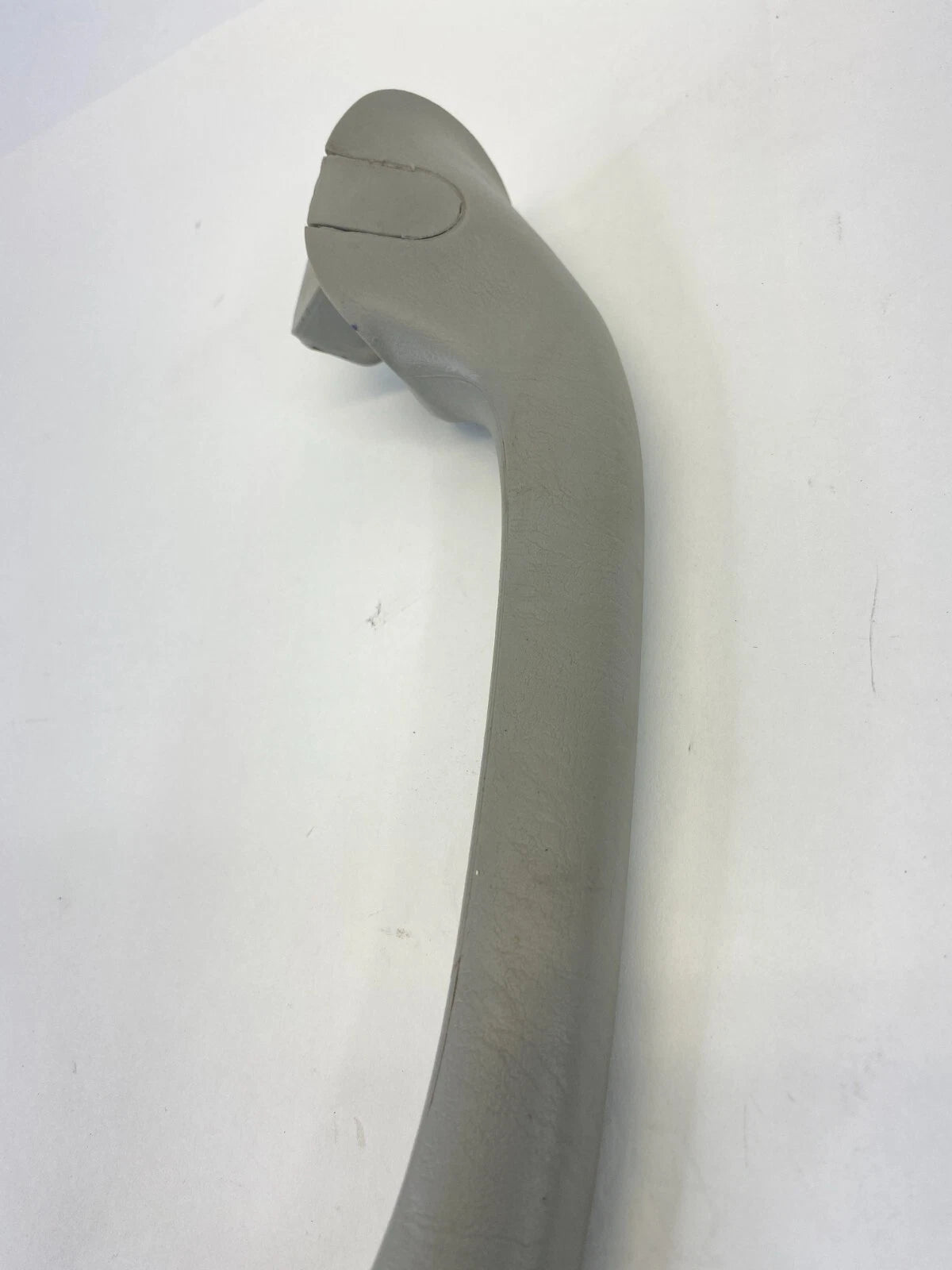 03 04 FORD ESCAPE INTERIOR WINDSHIELD RIGHT PASSENGER A PILLAR GRAB GRIP HANDLE