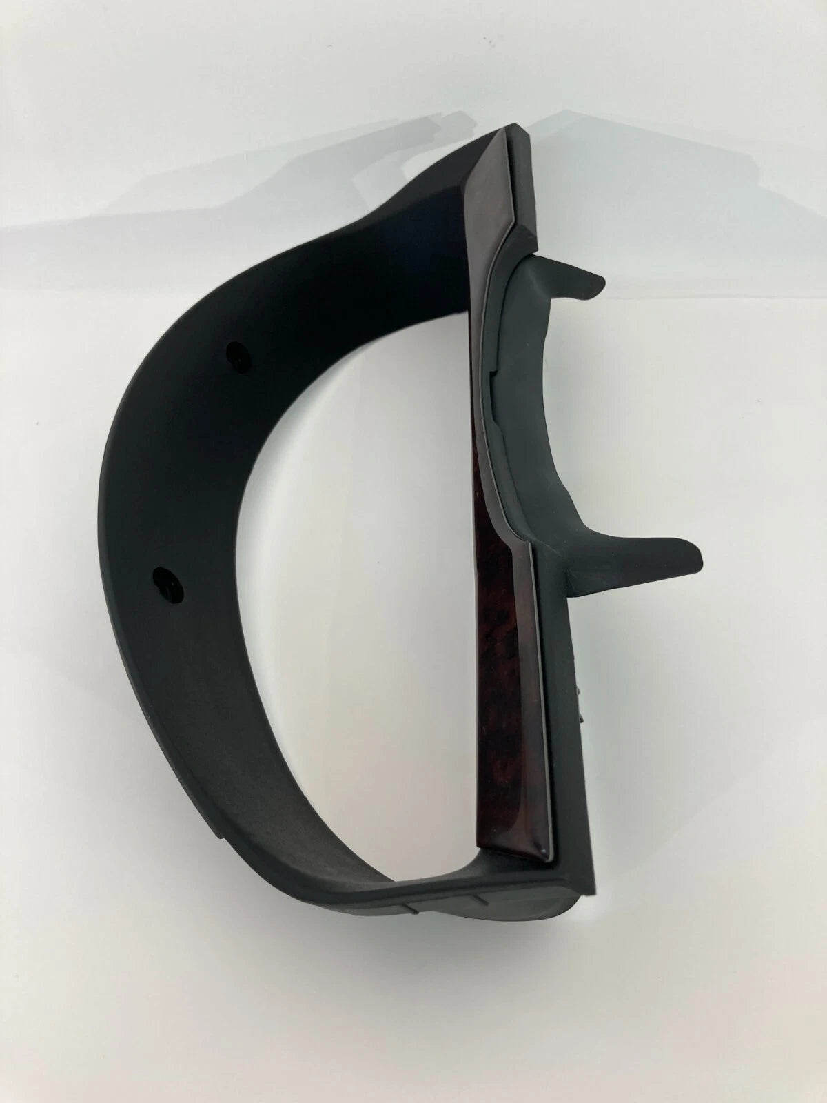2003-2009 KIA SORENTO INSTRUMENT PANEL SPEEDOMETER COVER BEZEL TRIM 84830-3E000