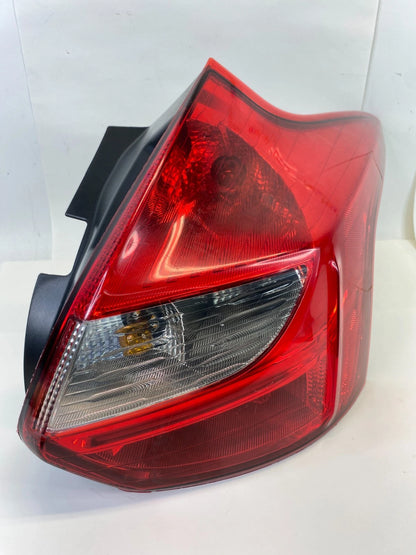 2012-2014 FORD FOCUS HATCHBACK REAR RIGHT SIDE TAILLIGHT TAIL LAMP ASSY OEM