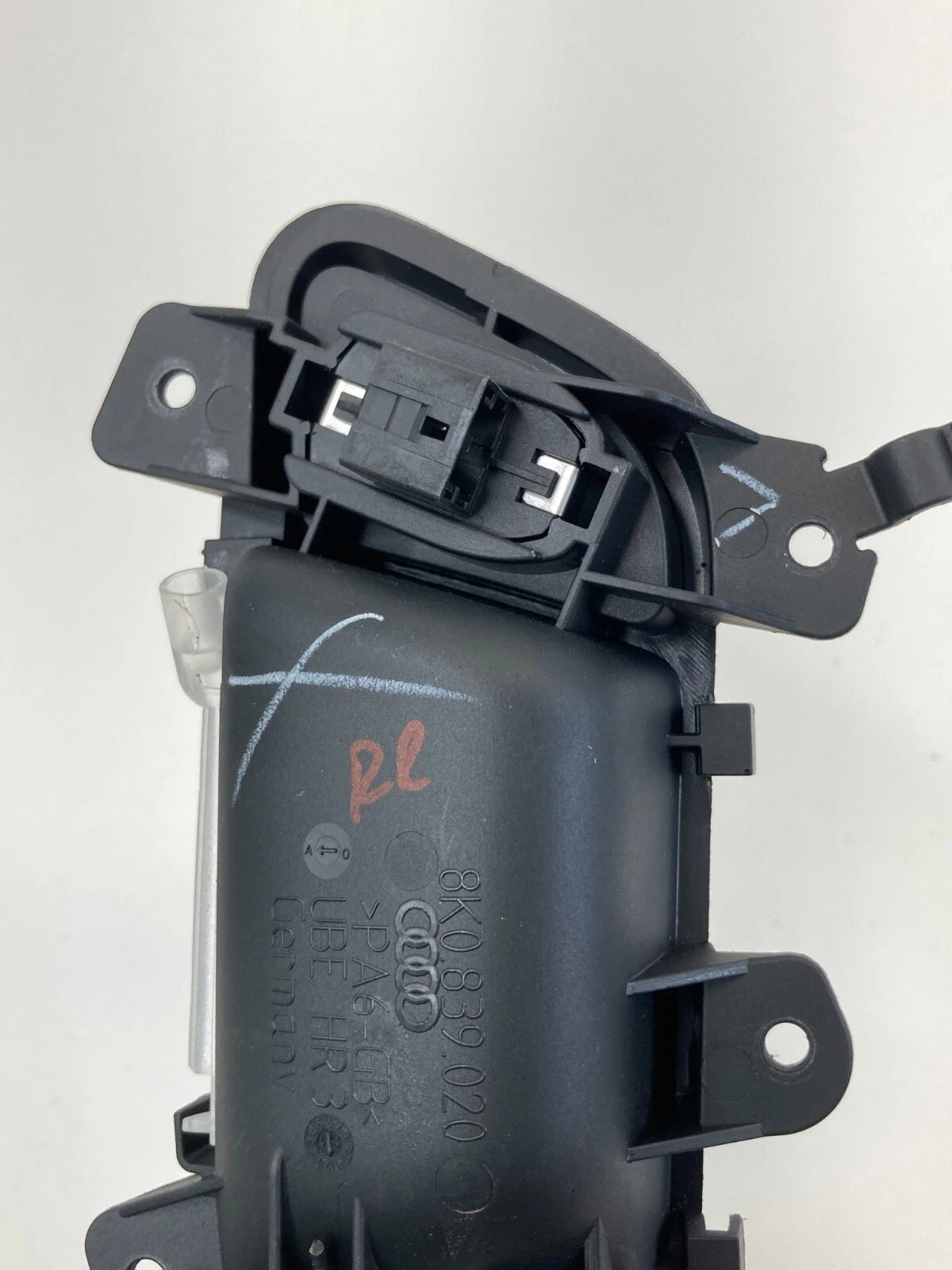 09-16 AUDI A4 QUATTRO REAR RIGHT INTERIOR DOOR HANDLE W LOCK SWITCH 8K0839020