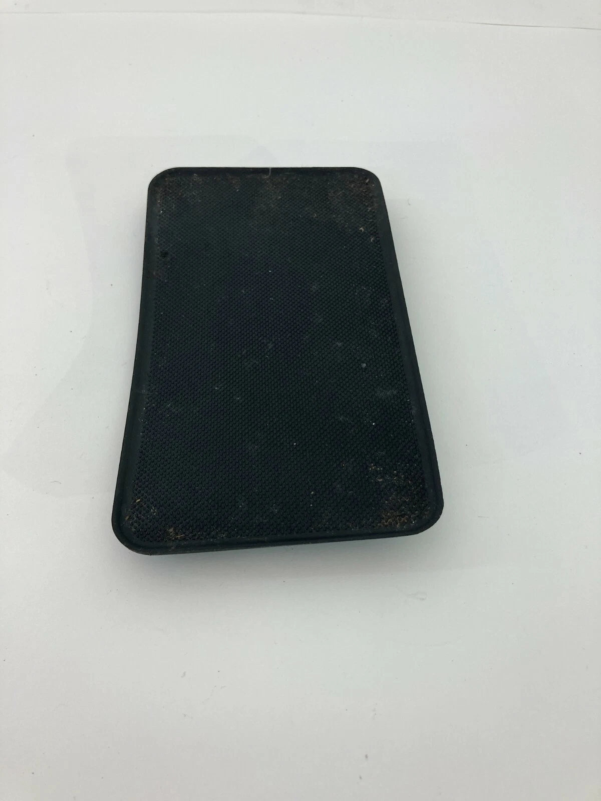 2003 2004 2005 2006 KIA SORENTO RUBBER DASH MAT INSERT PANEL COVER ASSEMBLY OEM