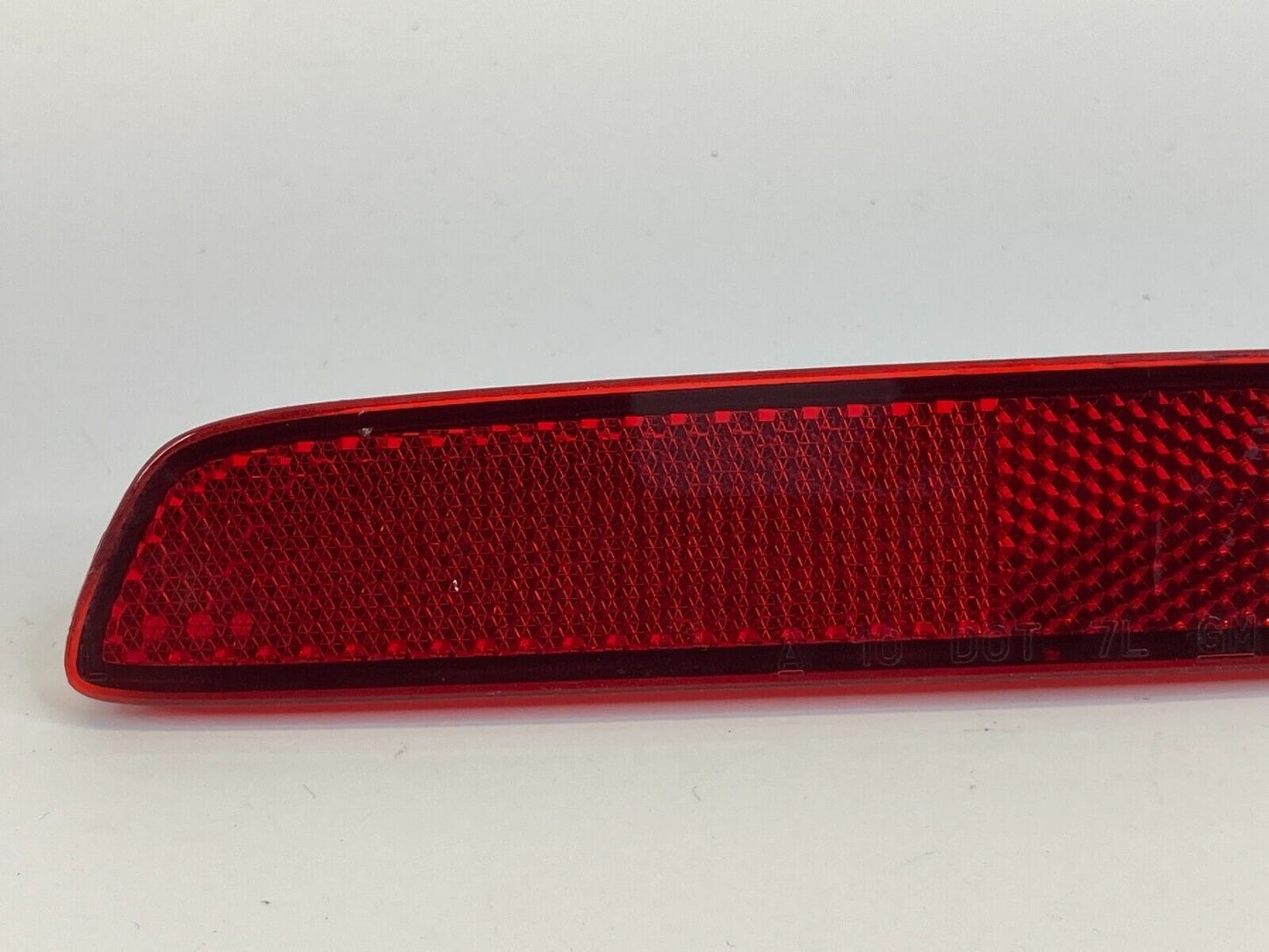 2010-2015 GMC Terrain Rear Bumper Left Side Reflector Light 22950587 OEM