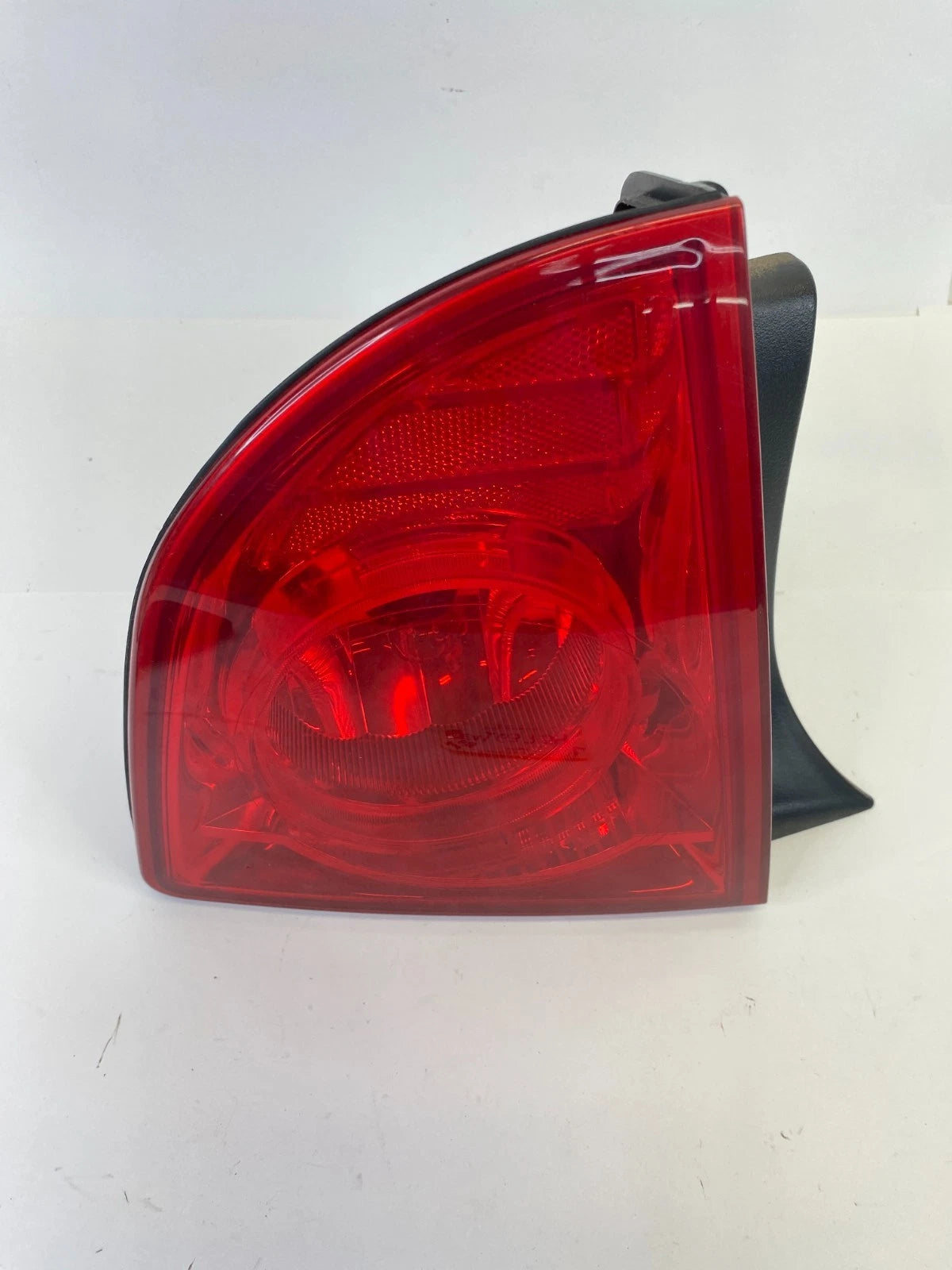 2008-2012 CHEVROLET MALIBU REAR LEFT DRIVER SIDE TAIL LAMP ASSEMBLY 20914363 OEM