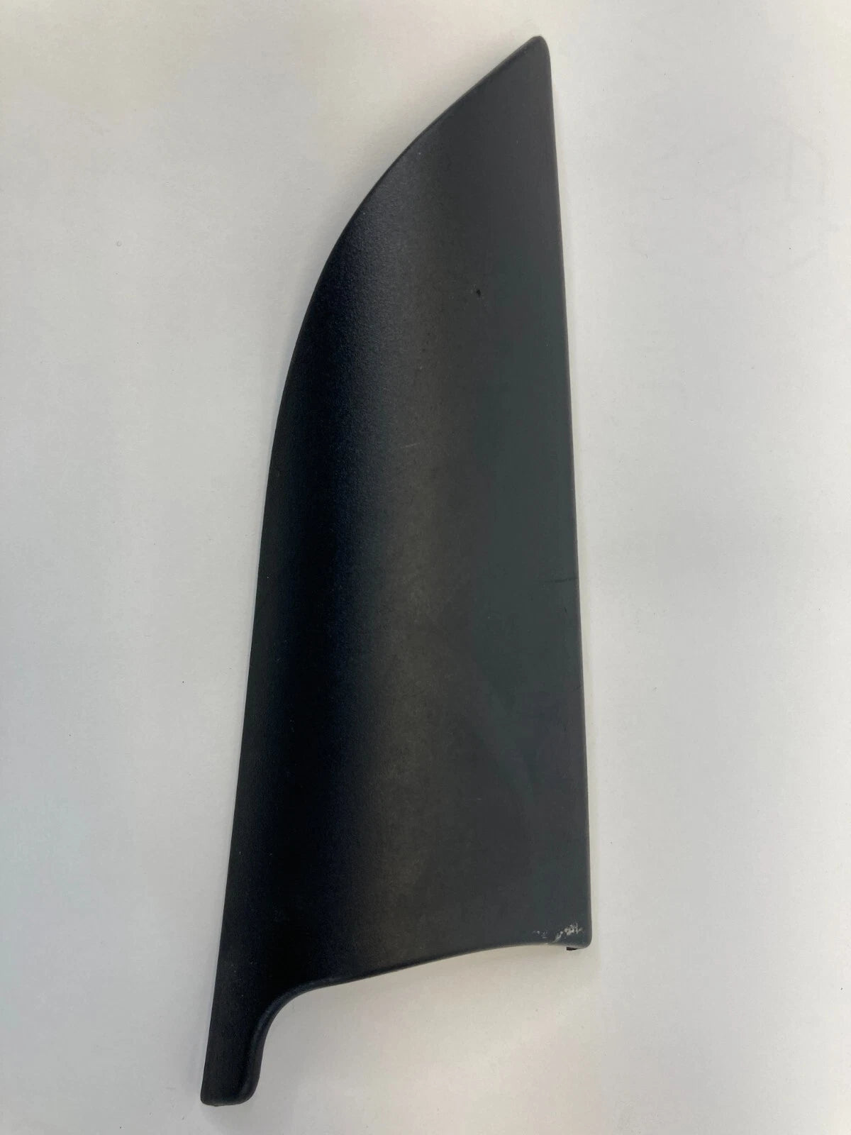 2006-2011 AUDI A6 FRONT RIGHT SIDE INNER DOOR CORNER COVER 4F0-857-506A