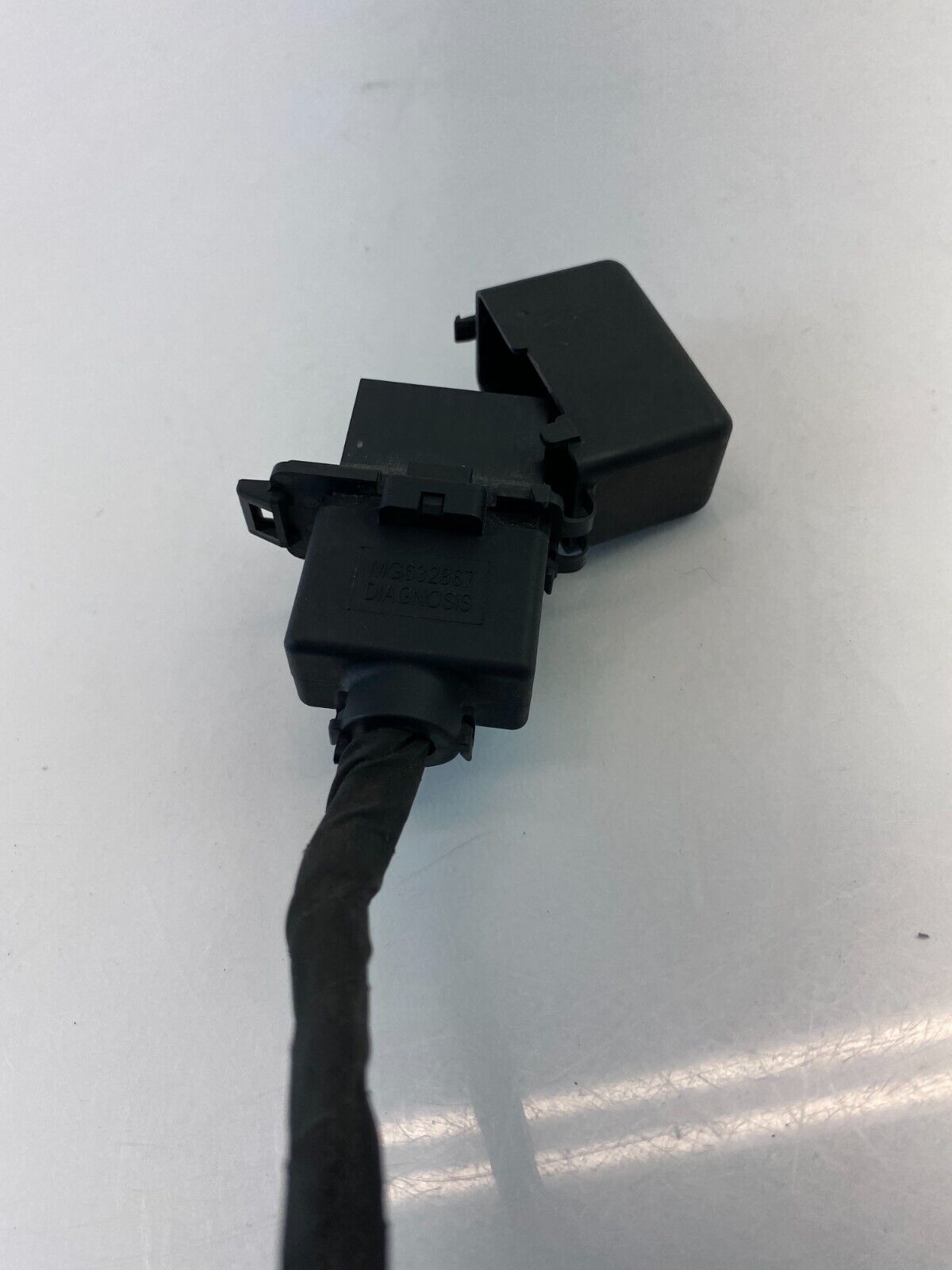 2011-2013 Hyundai Elantra 1.8 Diagnostic Plug Port Socket Connector MG632867 OEM