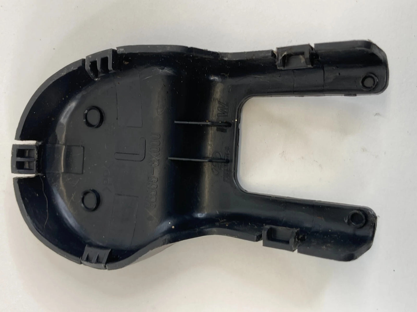 2011-2016 HYUNDAI ELANTRA FRONT LEFT SEAT TRACK OUTER END CAP COVER 88565-3X000