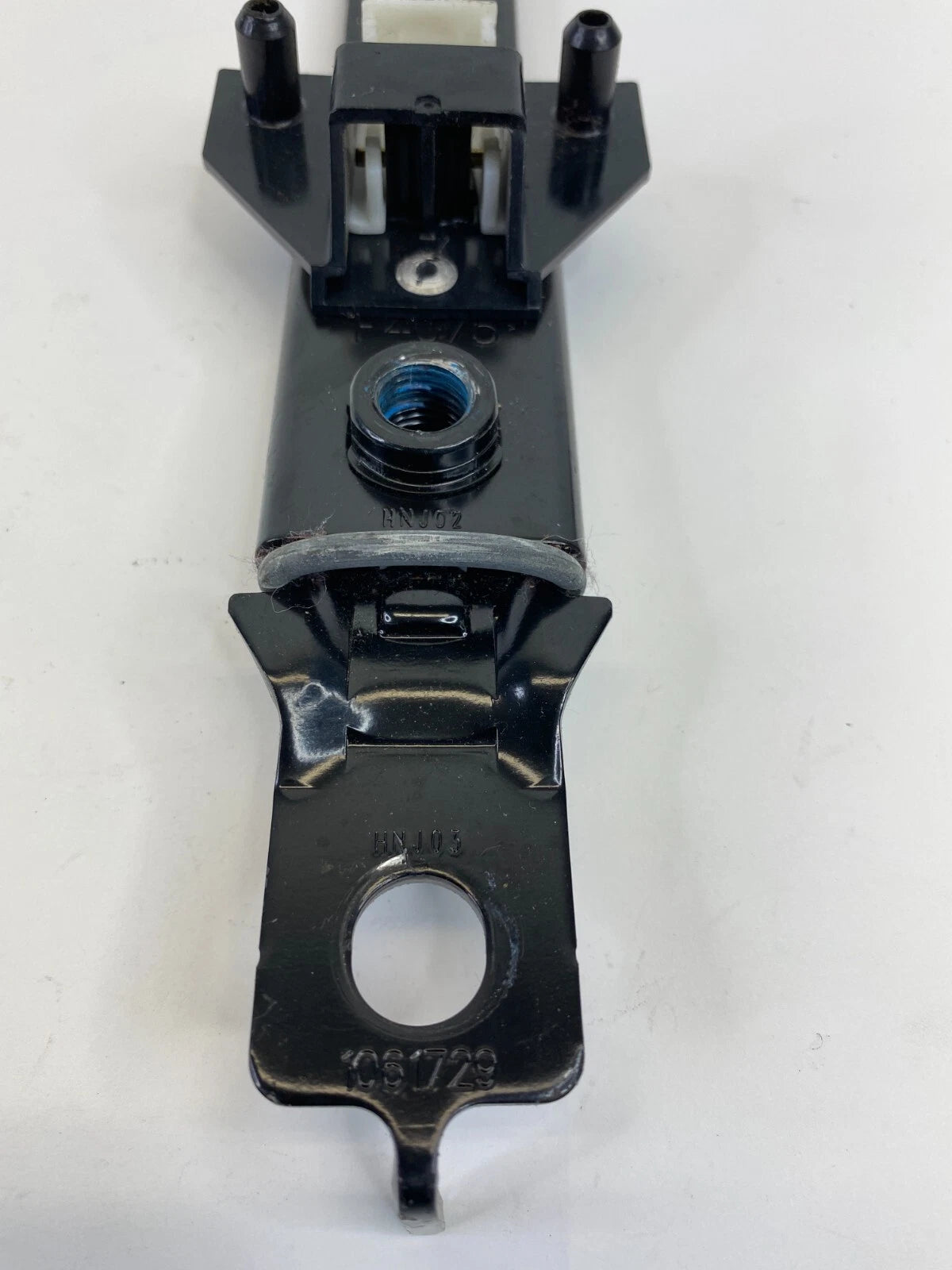 2010-2015 HYUNDAI TUCSON FRONT LEFT DRIVER SIDE SEAT BELT HEIGHT ADJUSTER OEM