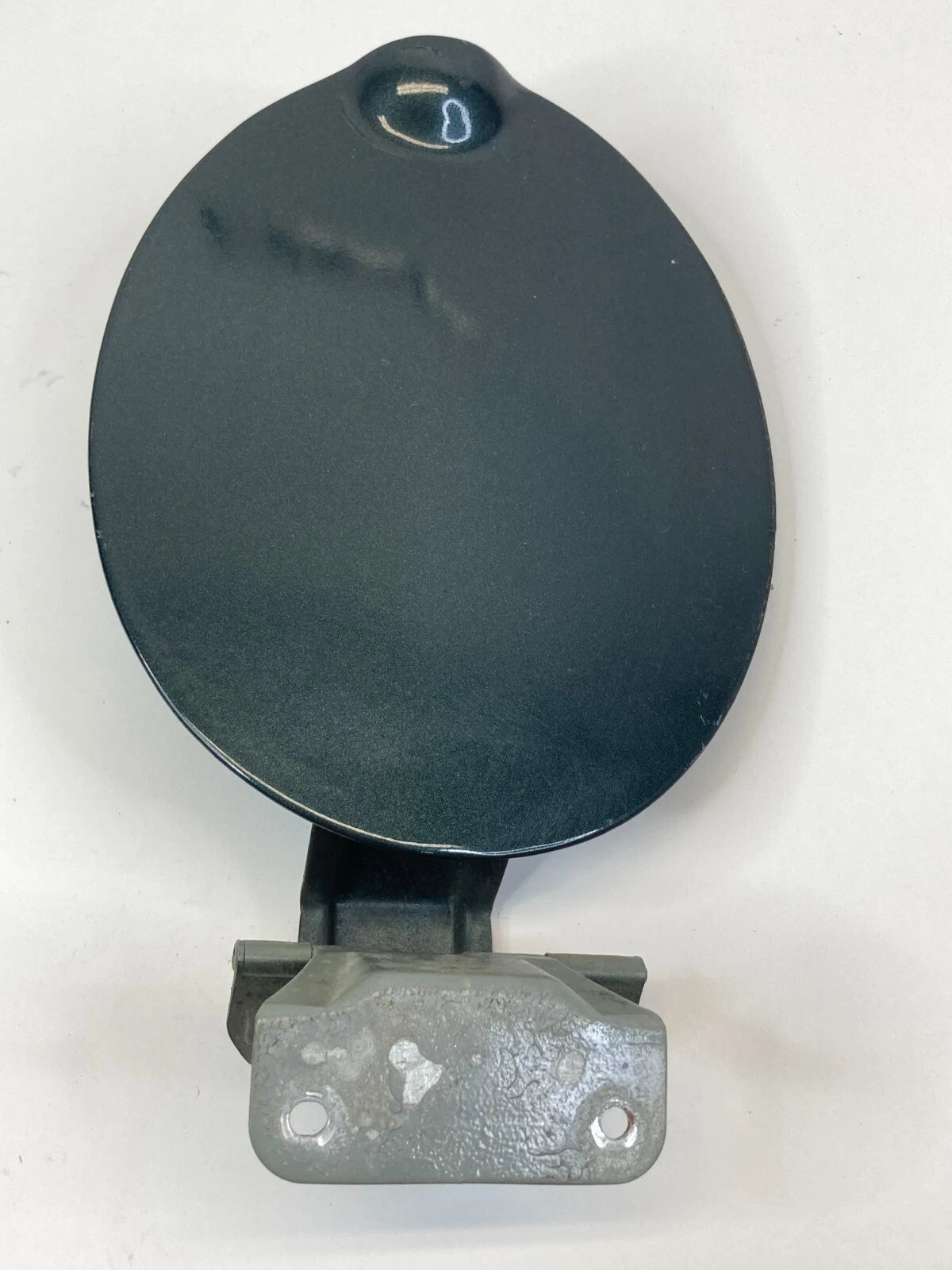 2001-2007 FORD ESCAPE REAR LEFT QUARTER PANEL FUEL FILLER DOOR GAS LID COVER OEM