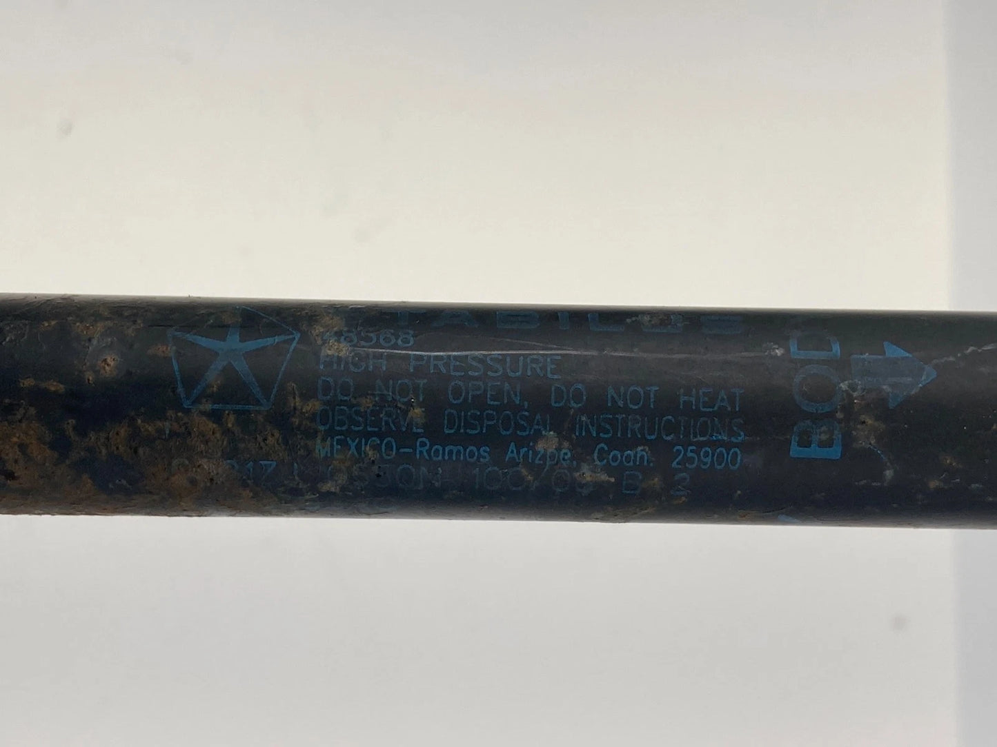 09 10 11 DODGE JOURNEY LIFTGATE TRUNK LIFT CYLINDER SUPPORT SHOCK SET 05178293AC