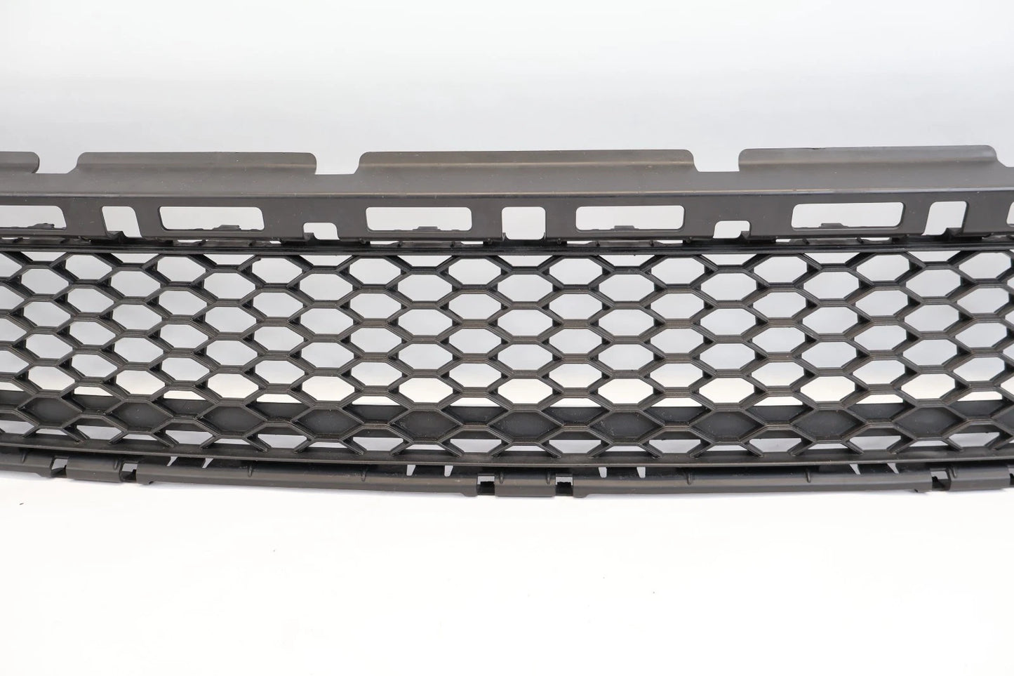 2016 2007 2018 HONDA PILOT FRONT BUMPER LOWER GRILLE GRILL 71113-TG7 OEM