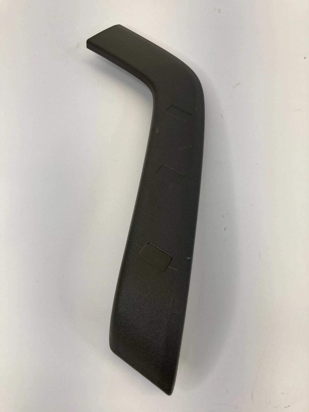 2008-2011 FORD FOCUS REAR RIGHT SIDE DOOR PULL HANDLE FINISH TRIM 8S43-5422642