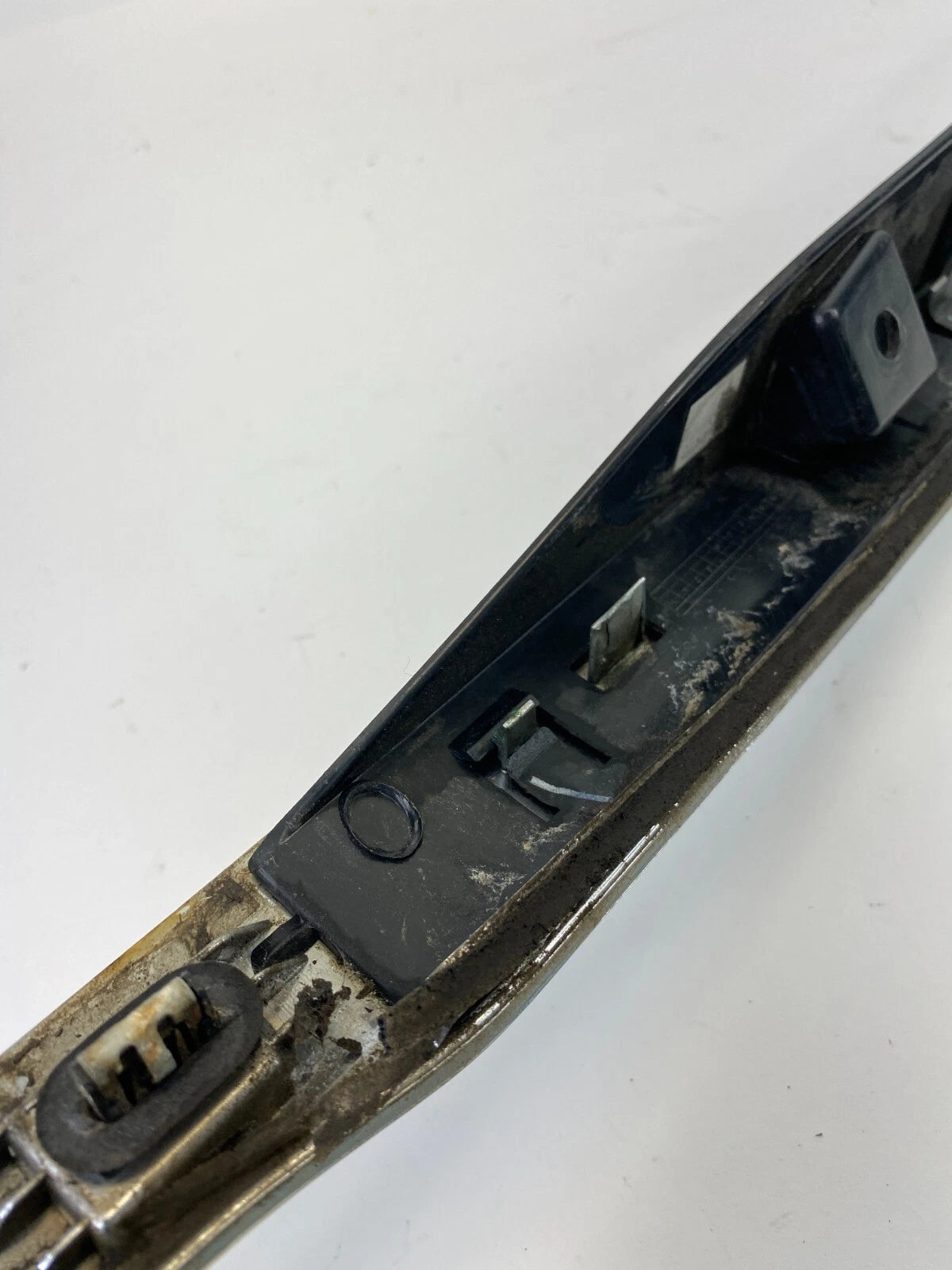 2013-2015 FORD POLICE INTERCEPTOR UTILITY REAR LIFTGATE MOLDING BB53-13B482-ABW