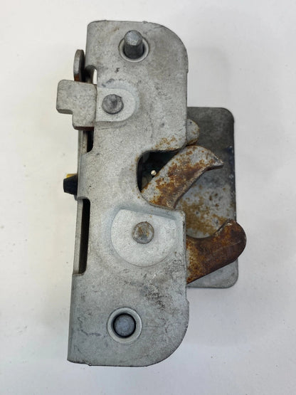 2001-2010 FORD EXPLORER SPORT TRAC REAR RIGHT SIDE LIFTGATE TAILGATE LOCK LATCH