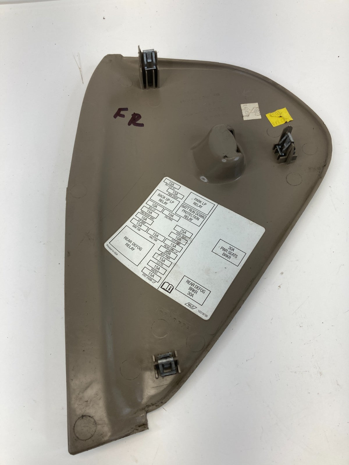 2000-2005 Chevrolet Monte Carlo Dash Right Side Fuse Box Cover Trim Cap 10314233