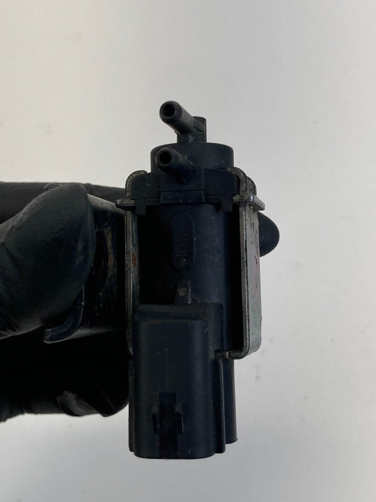 12 13 14 15 16 17 Hyundai Accent Veloster 1.6L L4 Vacuum Valve Control Switch