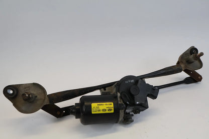 06-11 KIA RIO FRONT WINDSHIELD WIPER MOTOR AND LINKAGE ASSEMBLY OEM 98110-1G000
