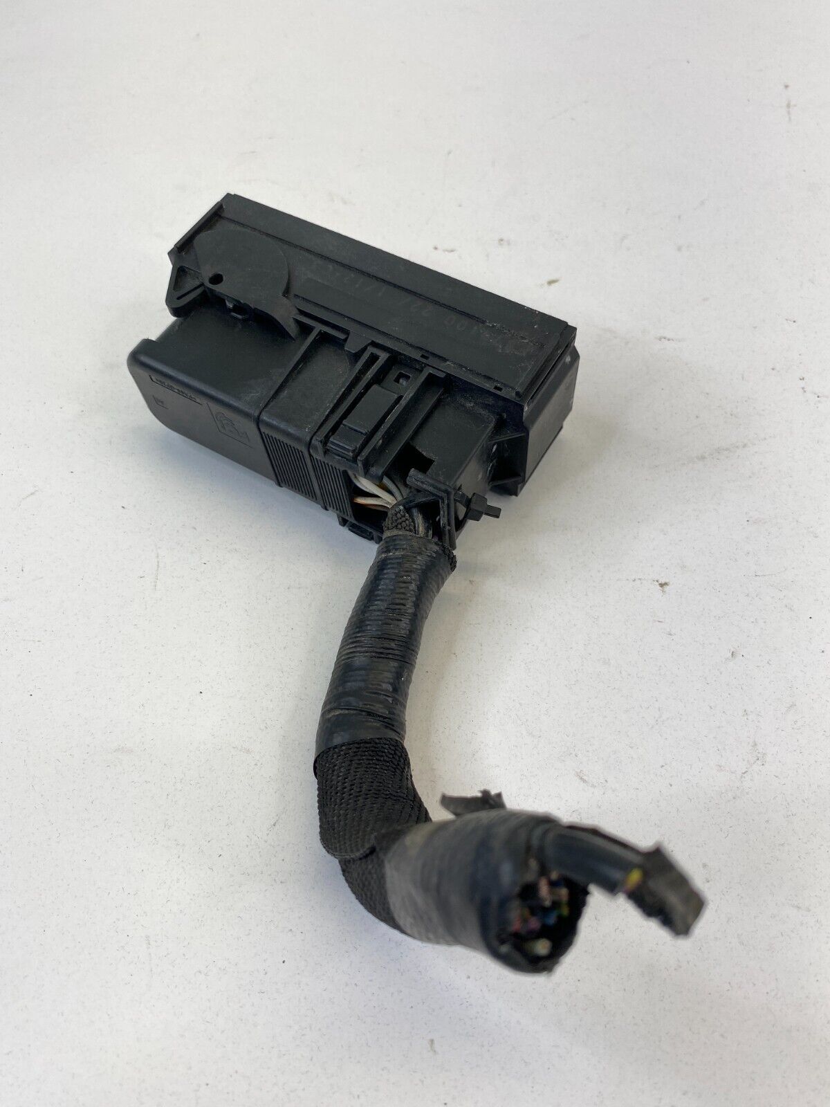 2012 2013 2014 Ford Focus 2.0L ABS Connector Plug Unit Computer Wire Socket OEM