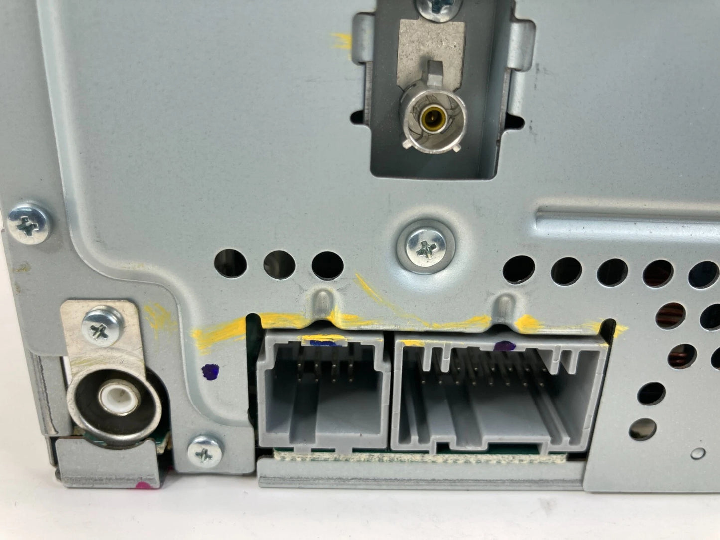 2009 09 FORD FLEX AM/FM RADIO RECEIVER CD PLAYER AUDIO 8A8T-19C159-AK OEM