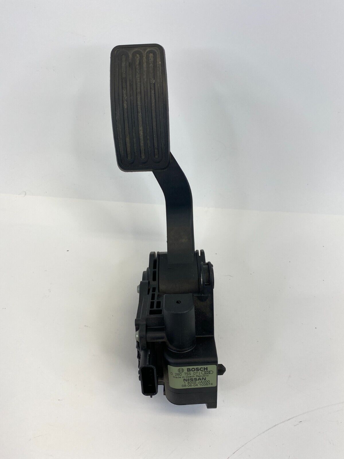 2007-2013 Nissan Altima Sedan A/T Throttle Gas Pedal Accelerator 18002-JA800 OEM