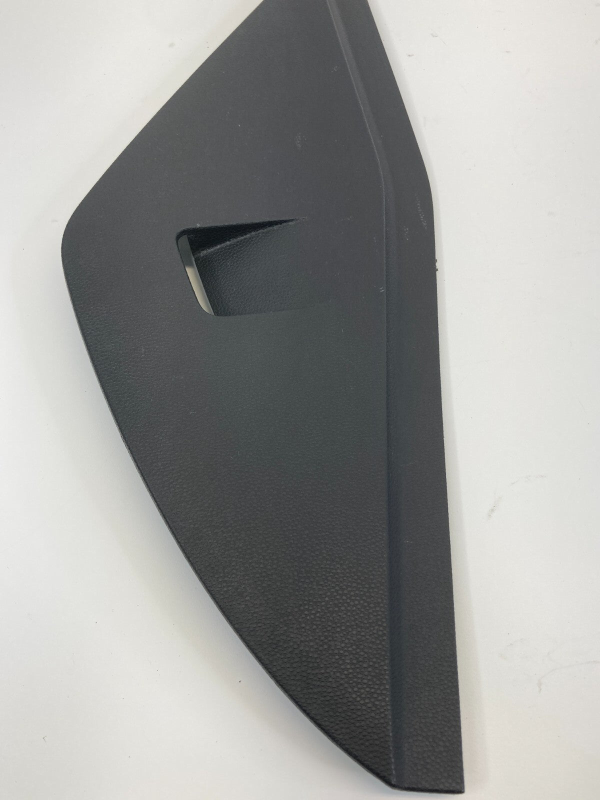 08-12 Ford Escape 08-11 Mariner Front Left Side Dash End Cap Cover 8L847804481A