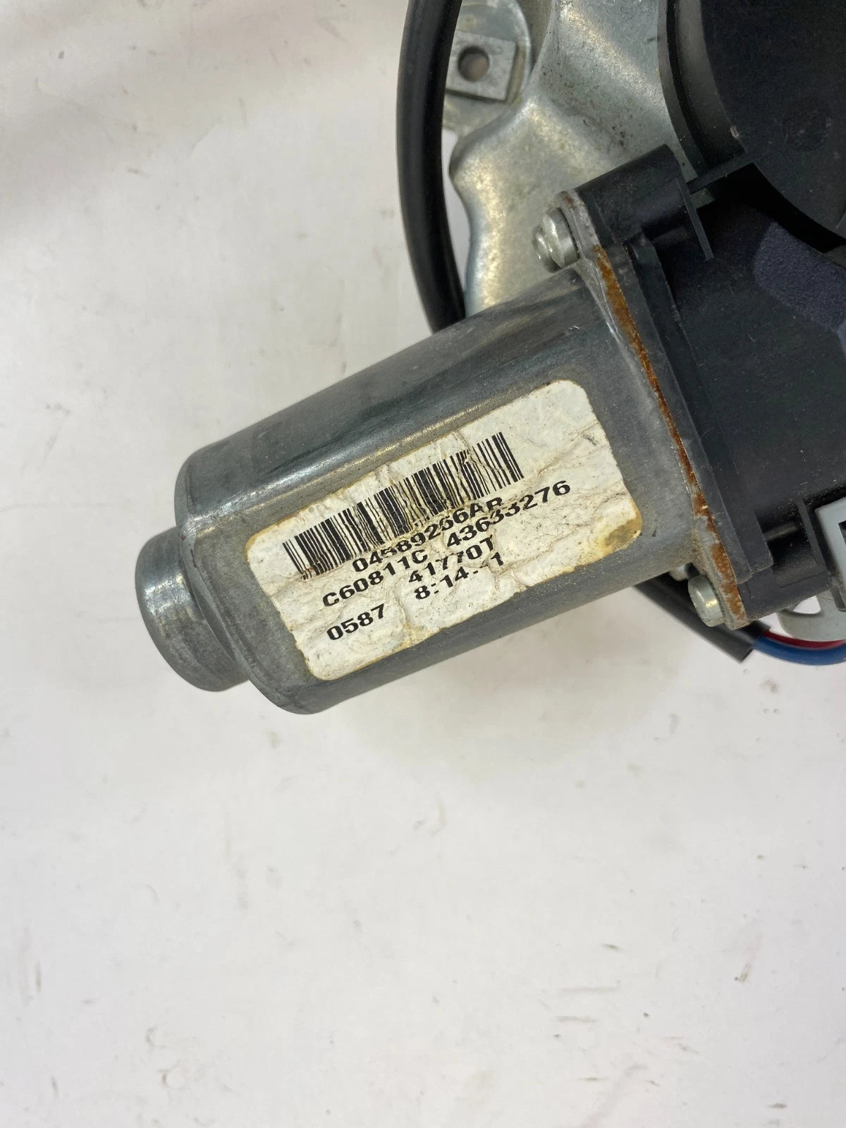2006 2007 JEEP LIBERTY REAR RIGHT PASSENGER SIDE WINDOW MOTOR WITH REGULATOR OEM